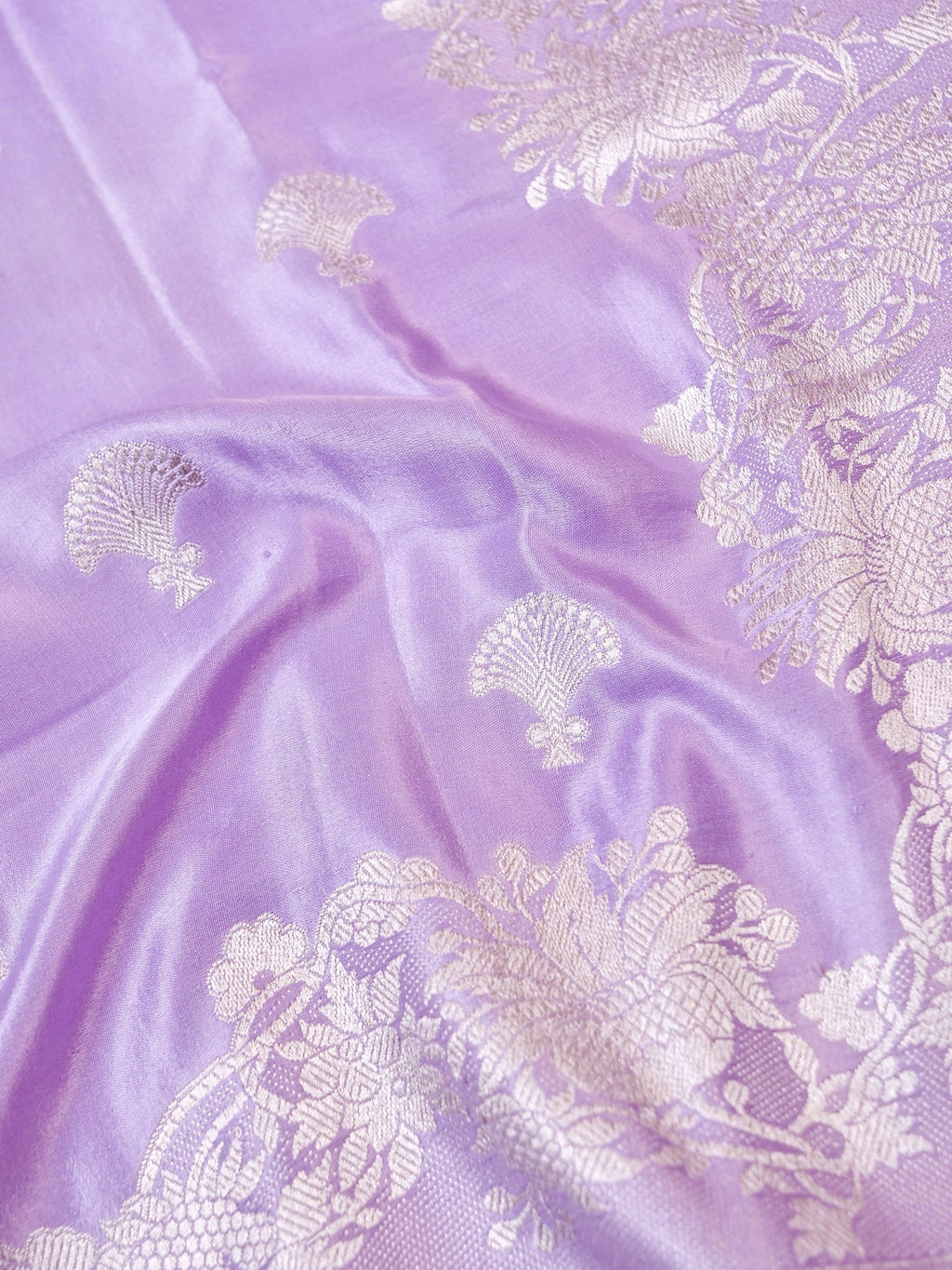 Handwoven Lavender Banarasi Mashru Silk Saree