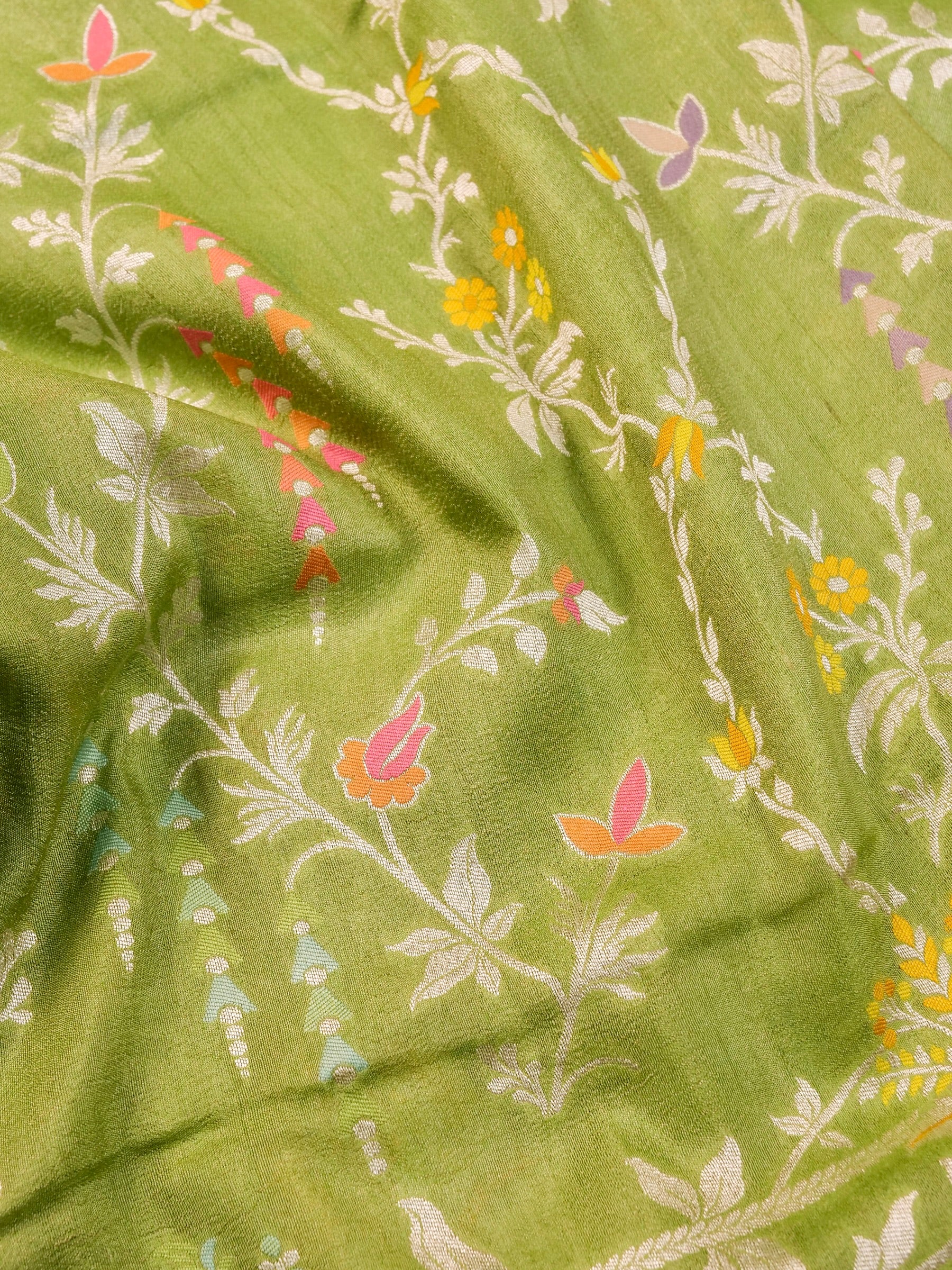 Handwoven Green Banarasi Desi Tussar Silk Saree
