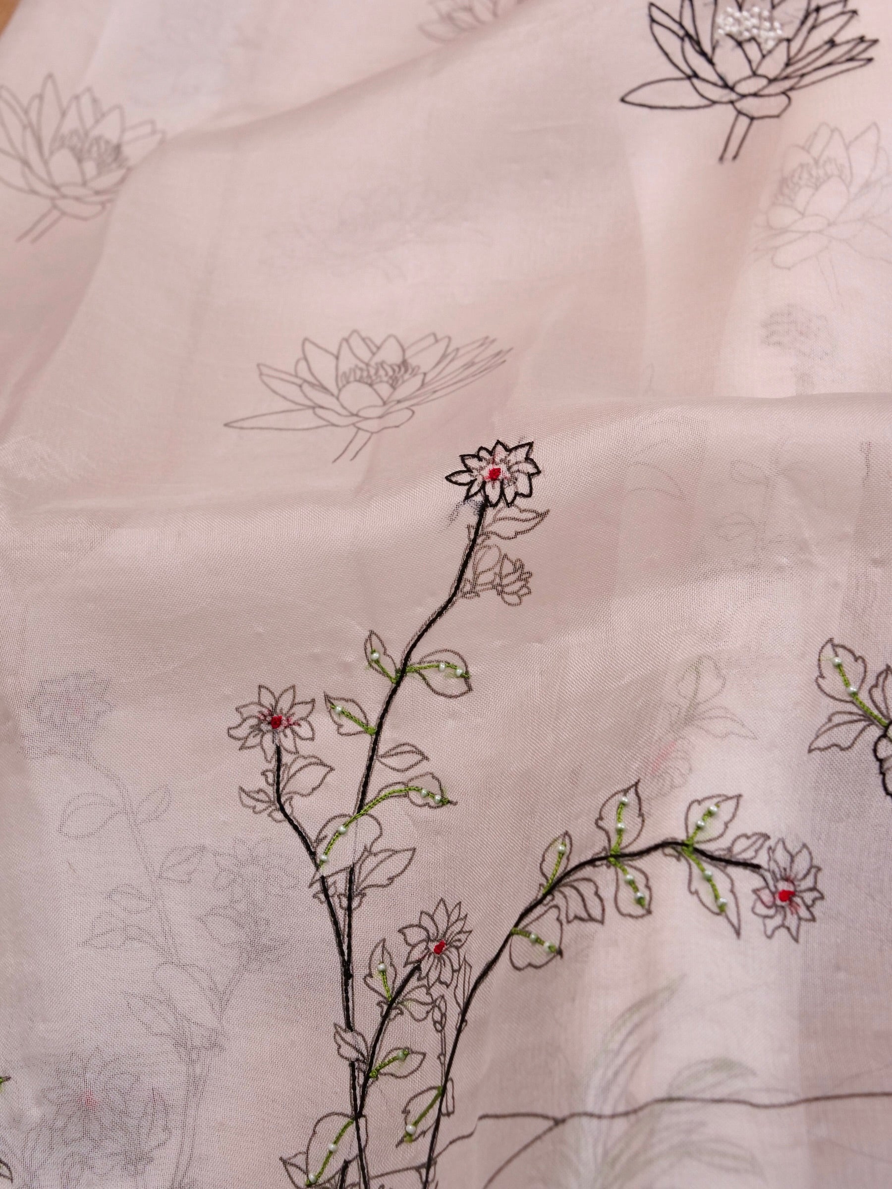 Handwoven White Banarasi Organza Silk Saree