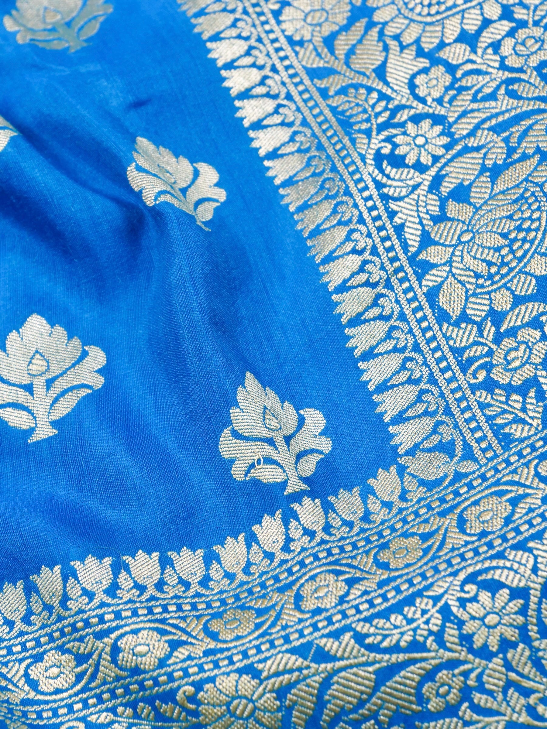 Handwoven Blue Banarasi Monga Silk Saree