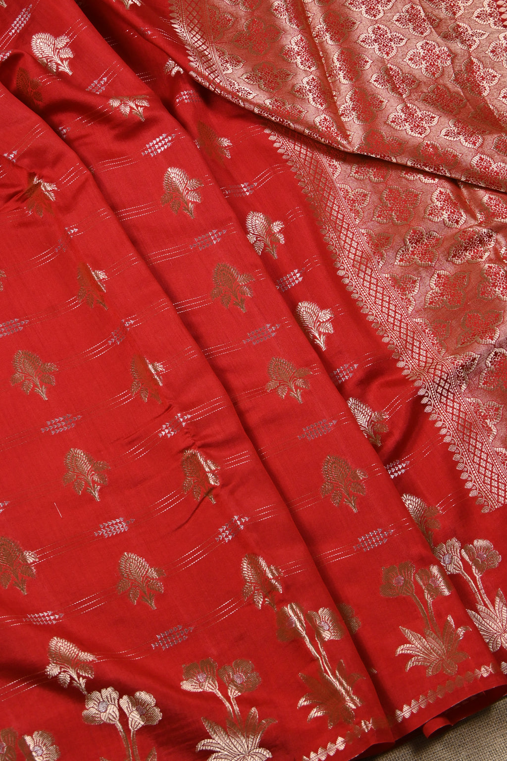 Red Pure Banarasi Moonga Silk Saree