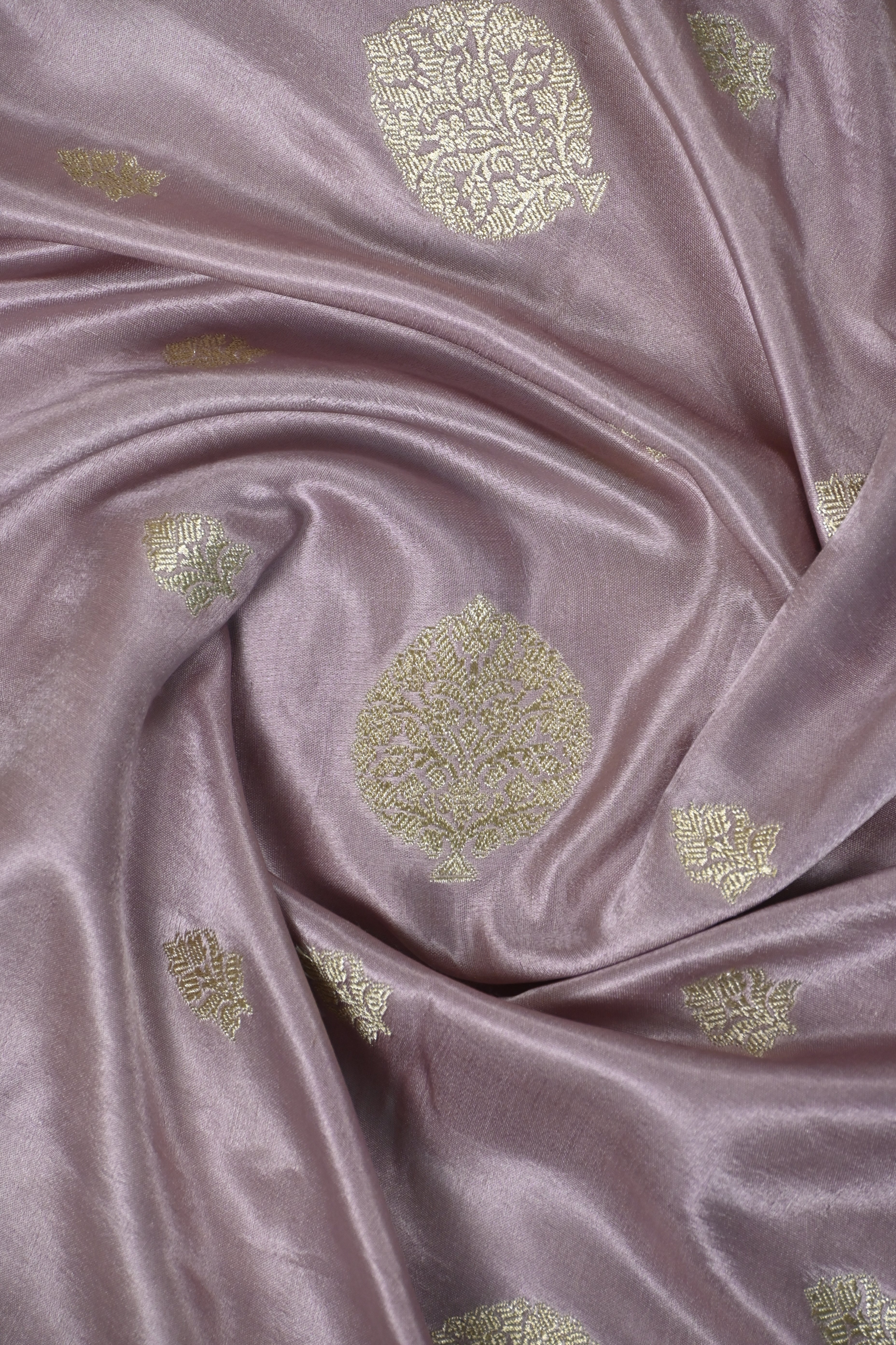 Dusty Lilac Pure Banarasi Satin Mashru Silk Saree