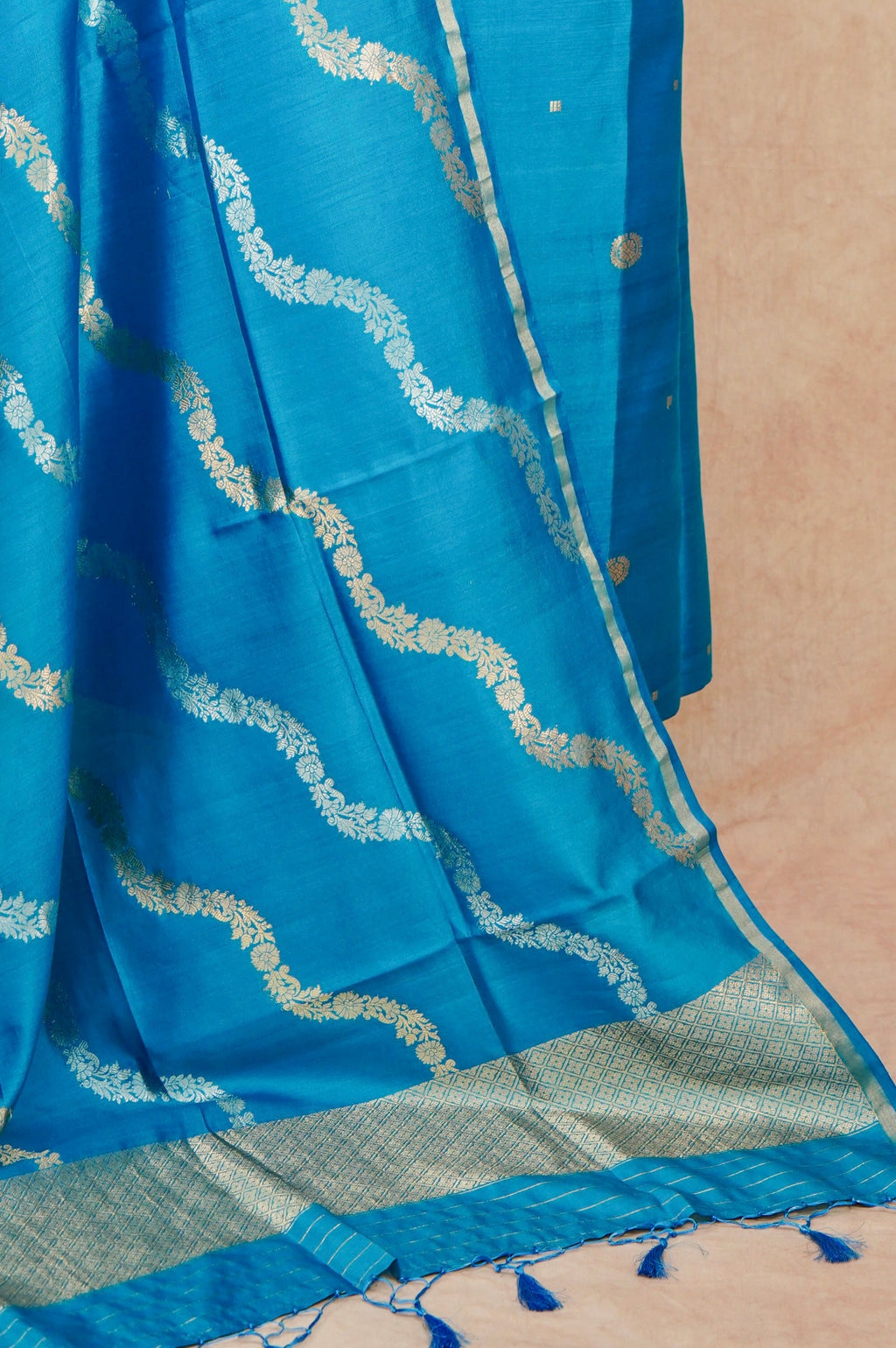Handwoven Blue Banarasi Chiniya Silk Suit