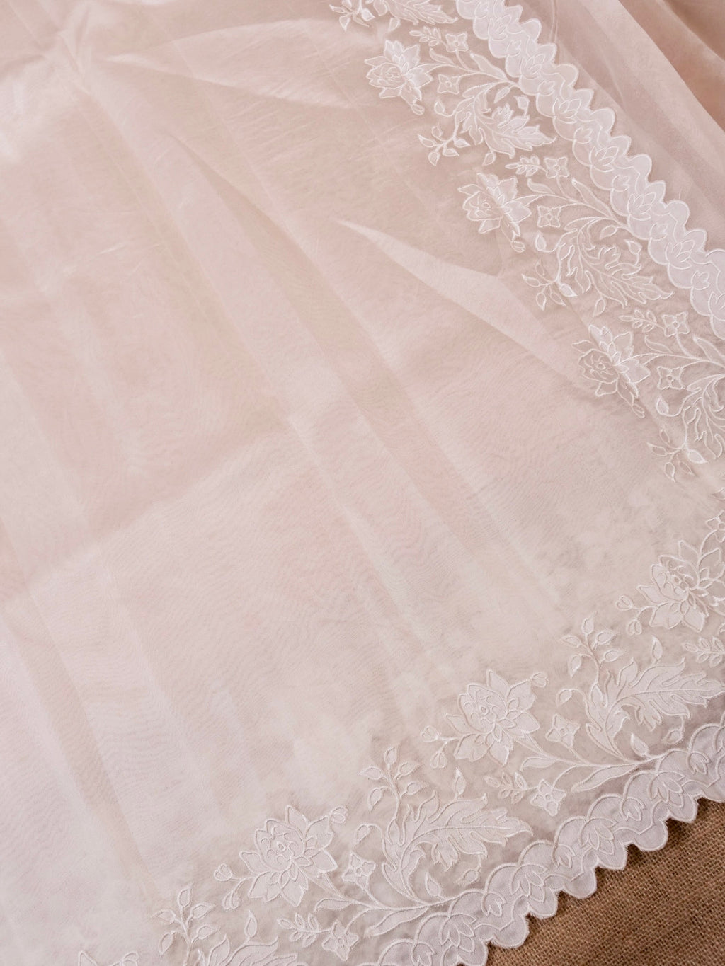 Handwoven White Banarasi Organza Silk Saree