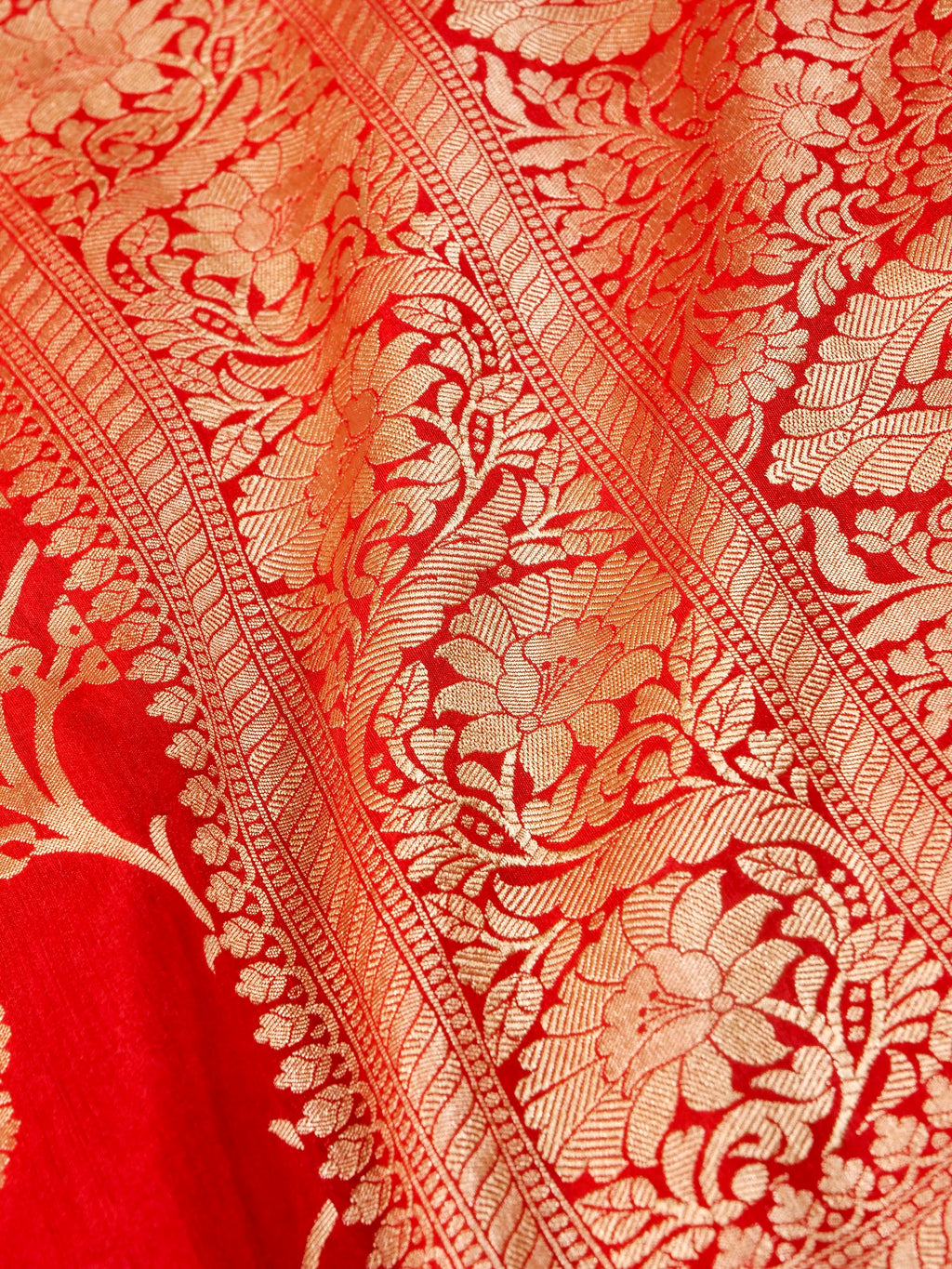 Handwoven Red Banarasi Monga Silk Saree