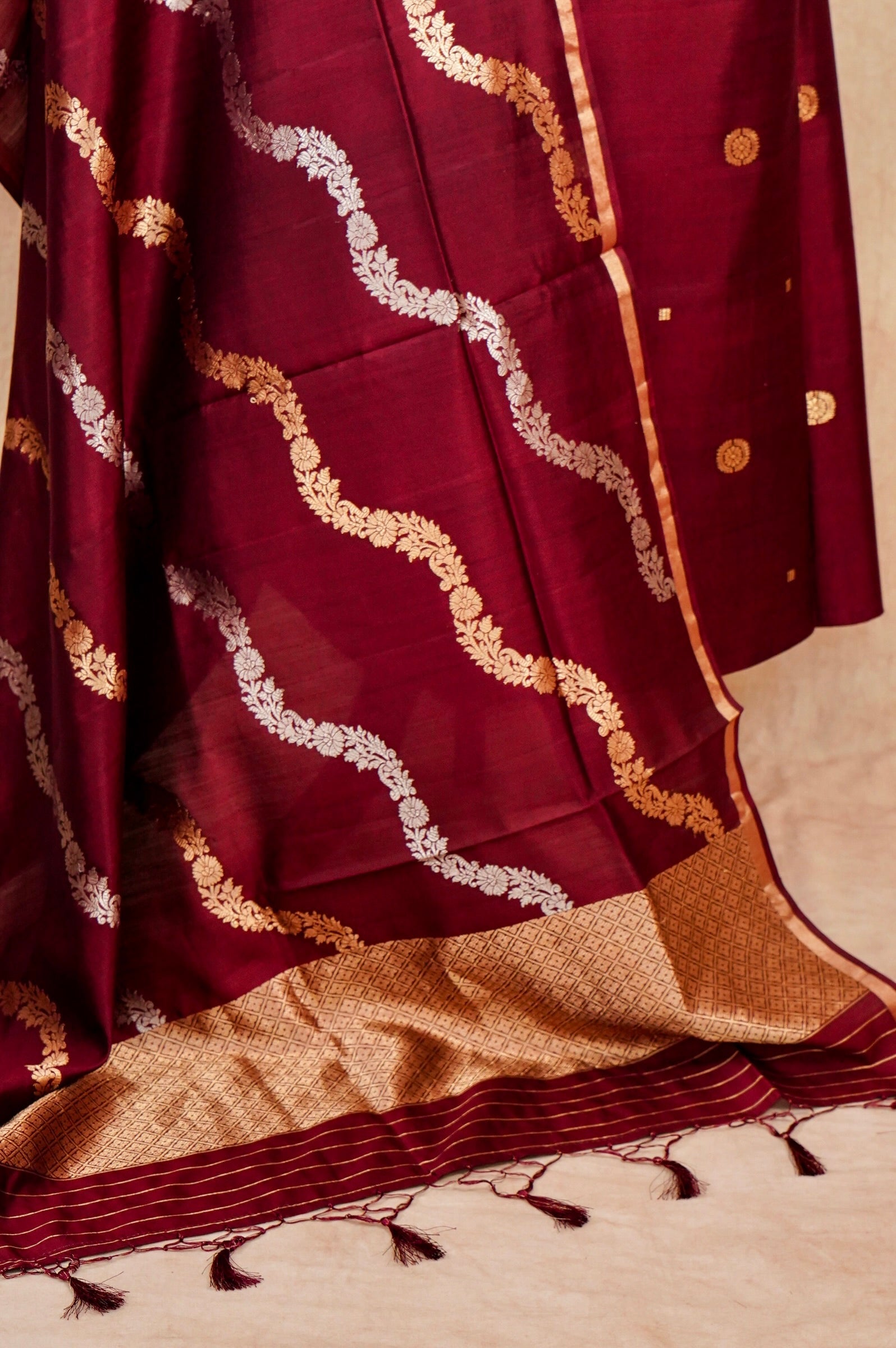Handwoven Maroon Banarasi Chiniya Silk Suit
