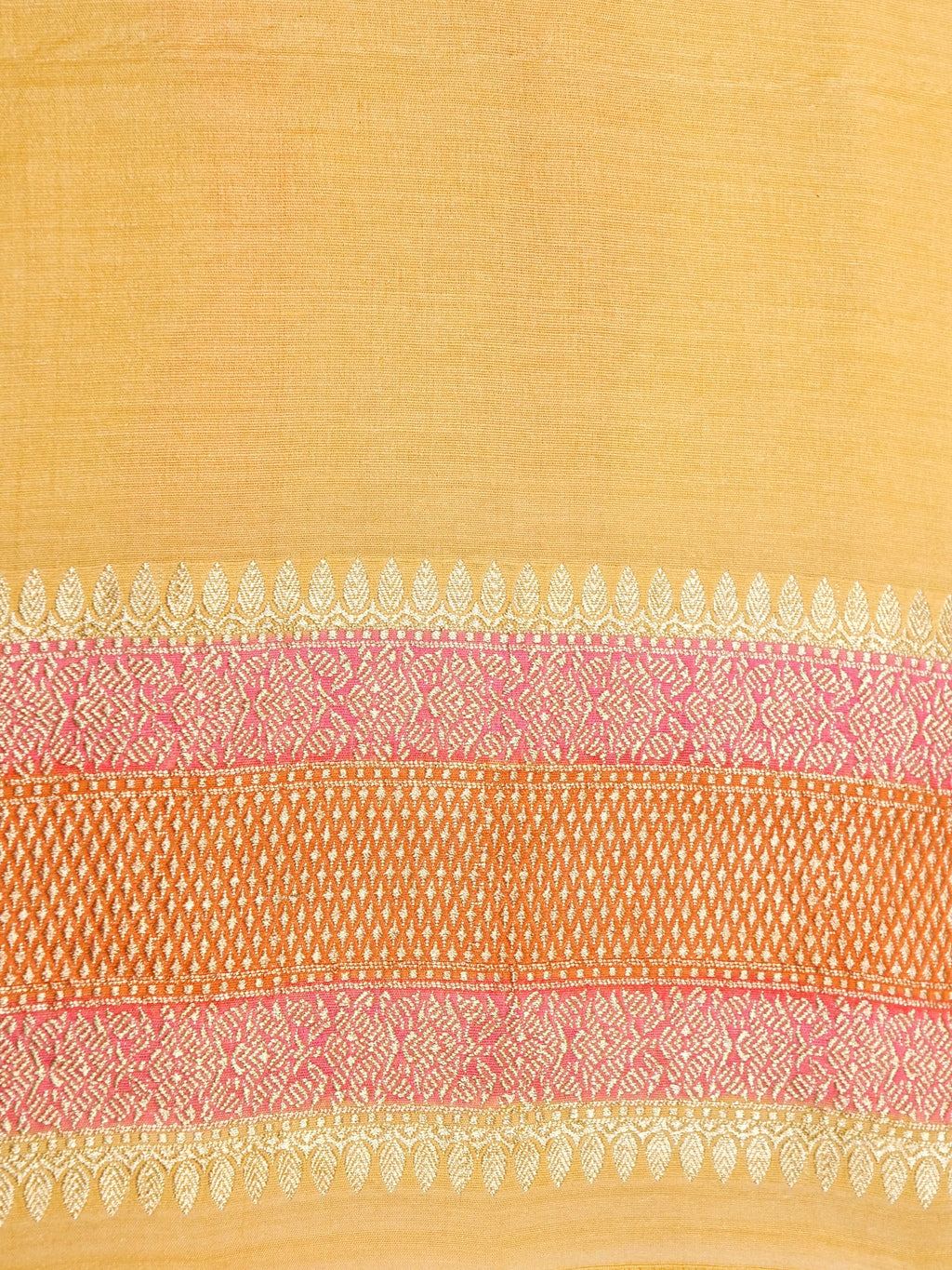 Handwoven Rangkat Banarasi Monga Silk Saree