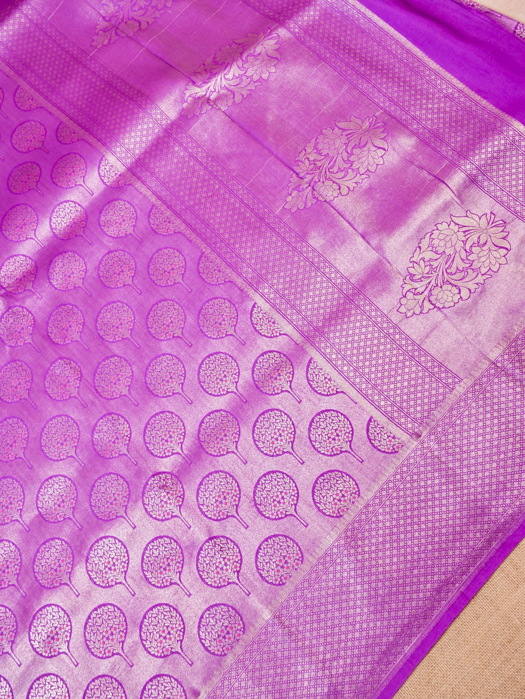 Handwoven Light Purple Banarasi Katan Soft Tissue Silk Saree