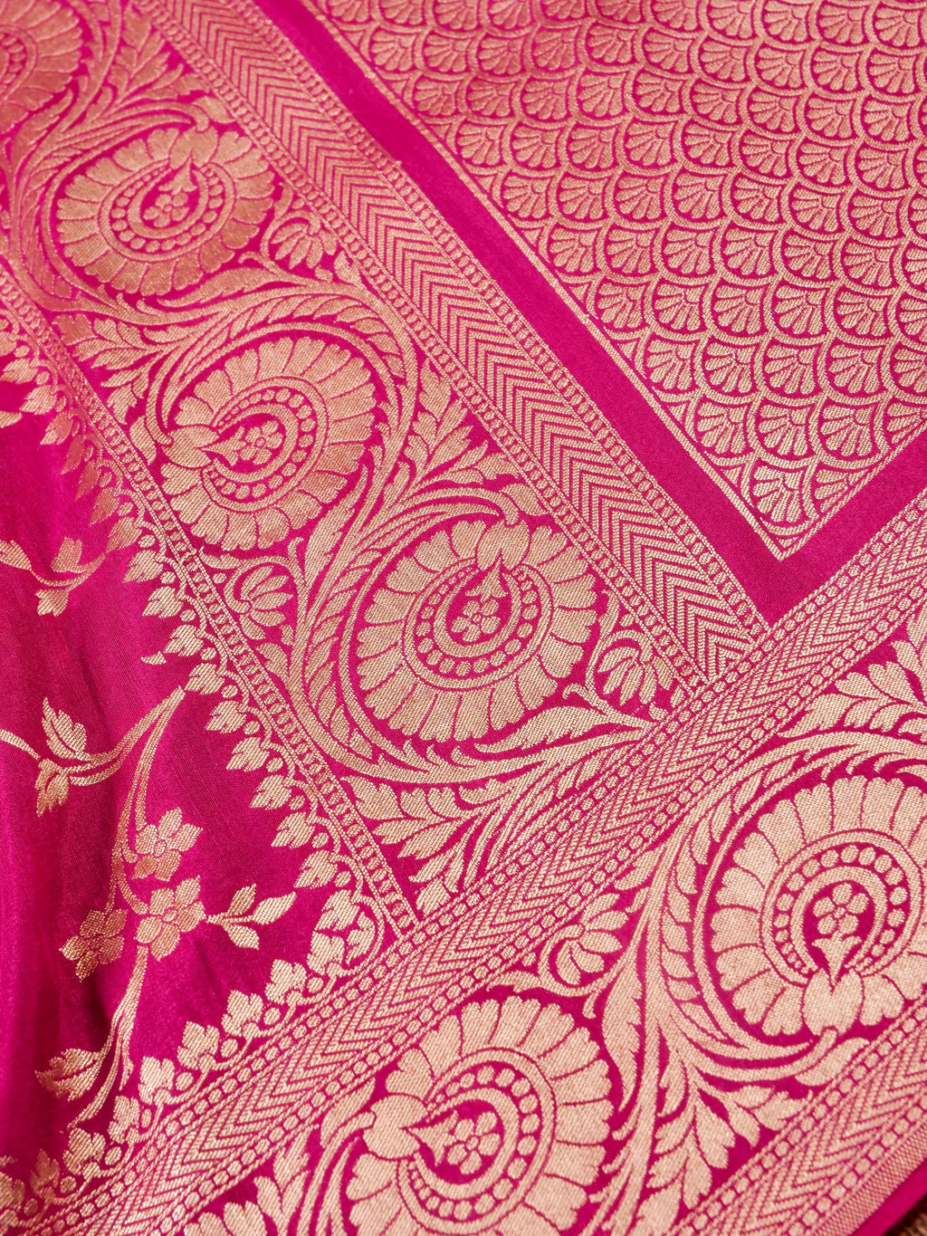 Handwoven Hot Pink Banarasi Monga Silk Saree