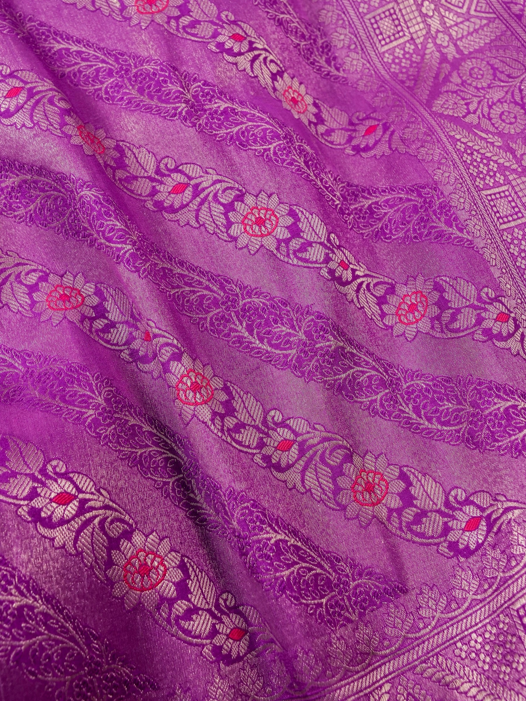 Handwoven Purple Banarasi Katan Soft Tissue Silk Saree