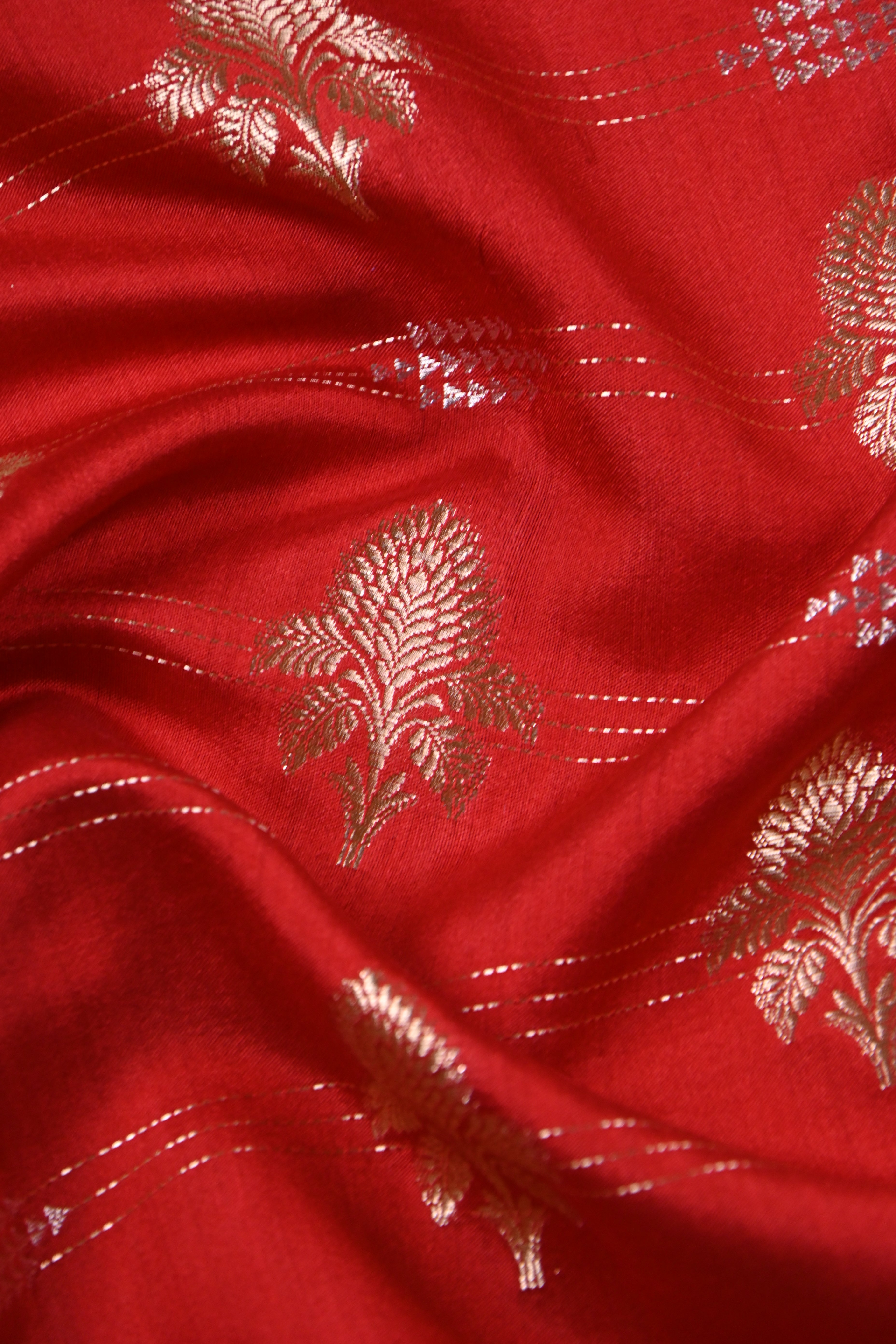 Red Pure Banarasi Moonga Silk Saree