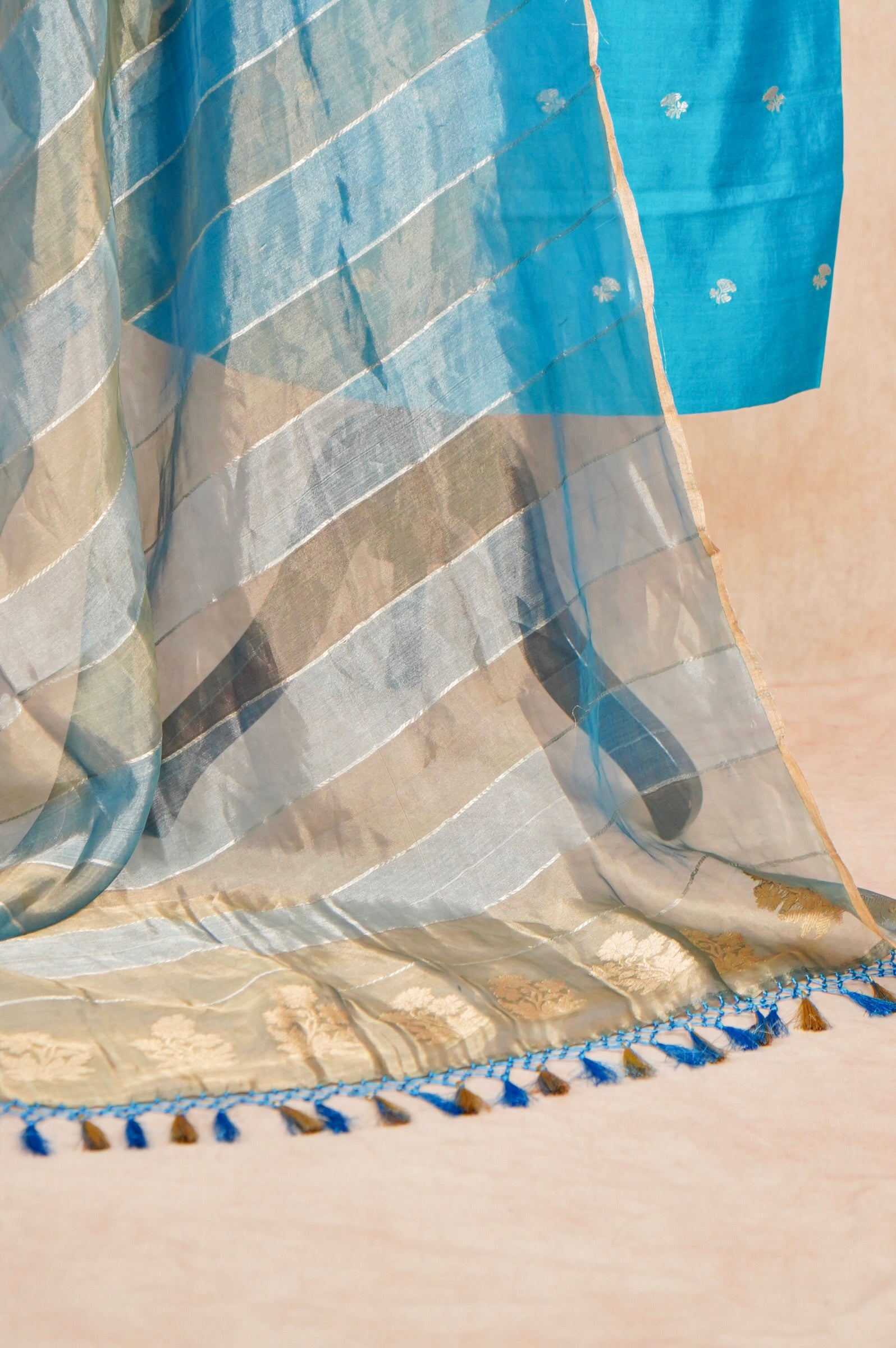Handwoven Blue Banarasi Chiniya Silk Suit