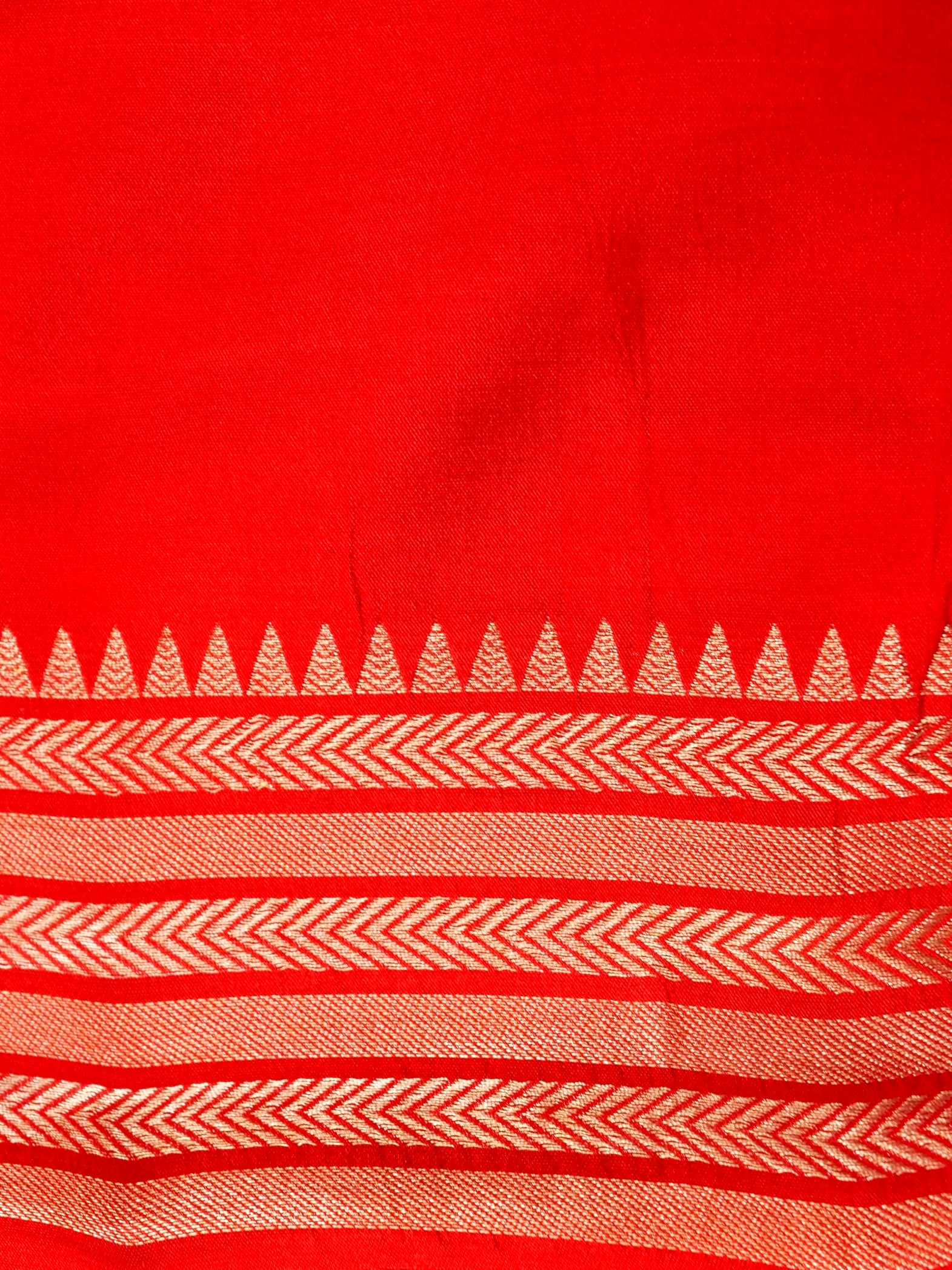 Handwoven Red Banarasi Katan Soft Tissue Silk Saree