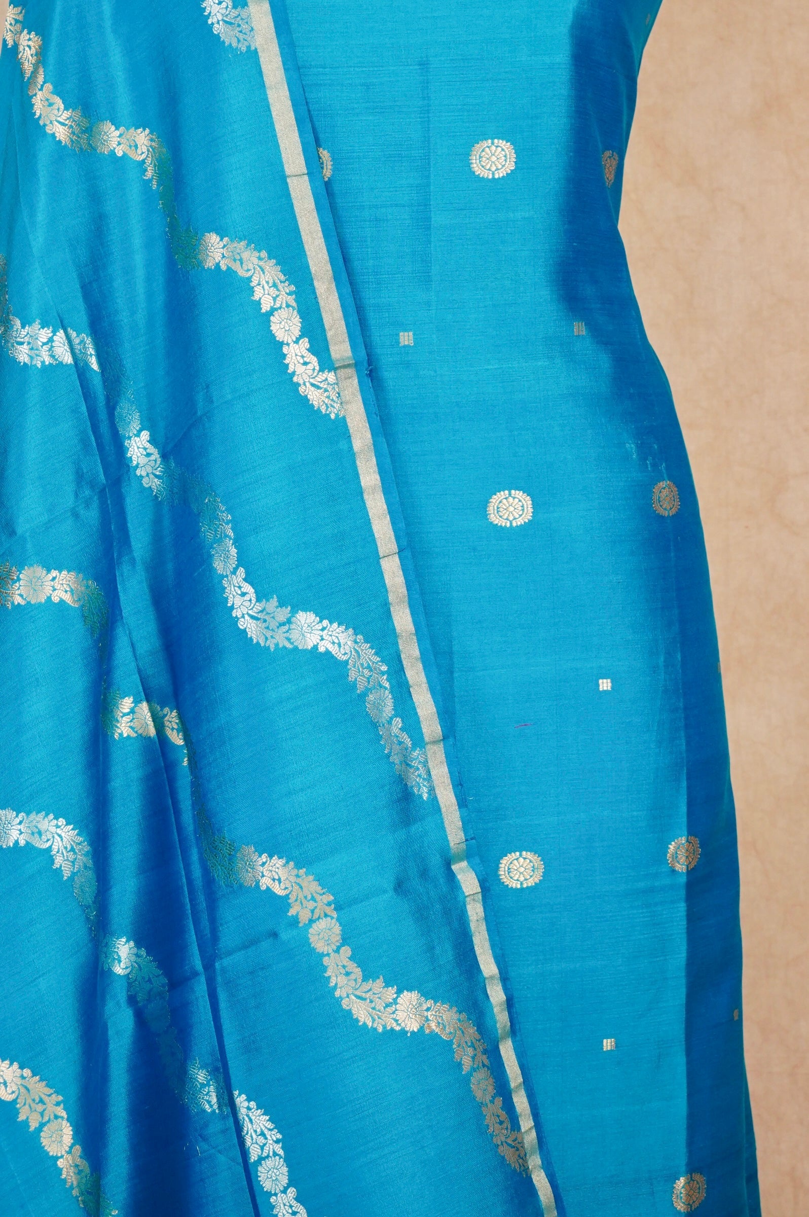 Handwoven Blue Banarasi Chiniya Silk Suit