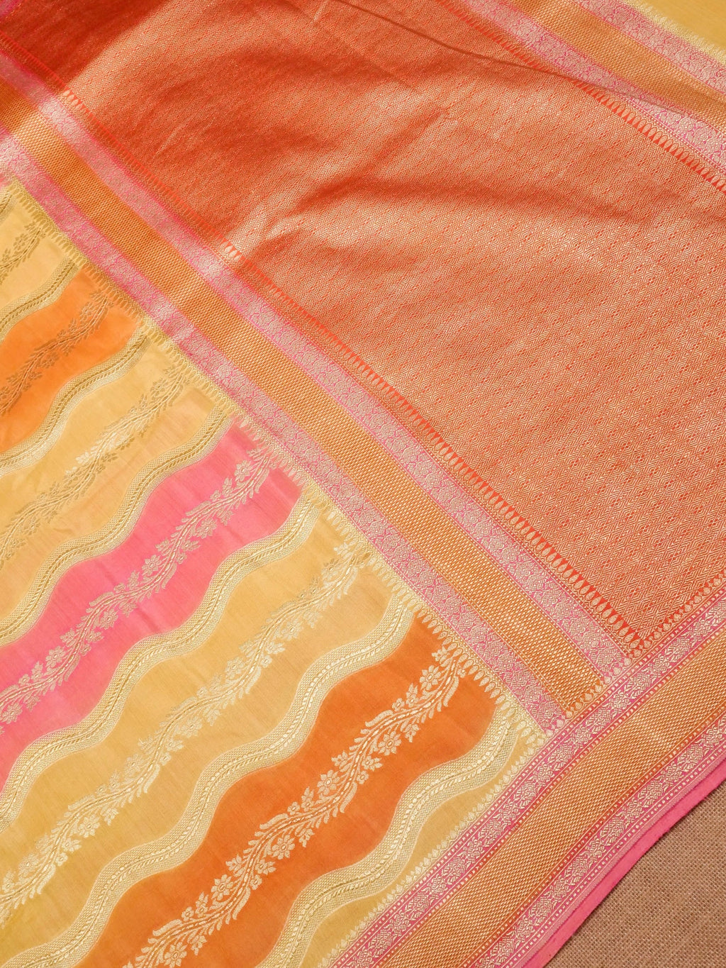 Handwoven Rangkat Banarasi Monga Silk Saree