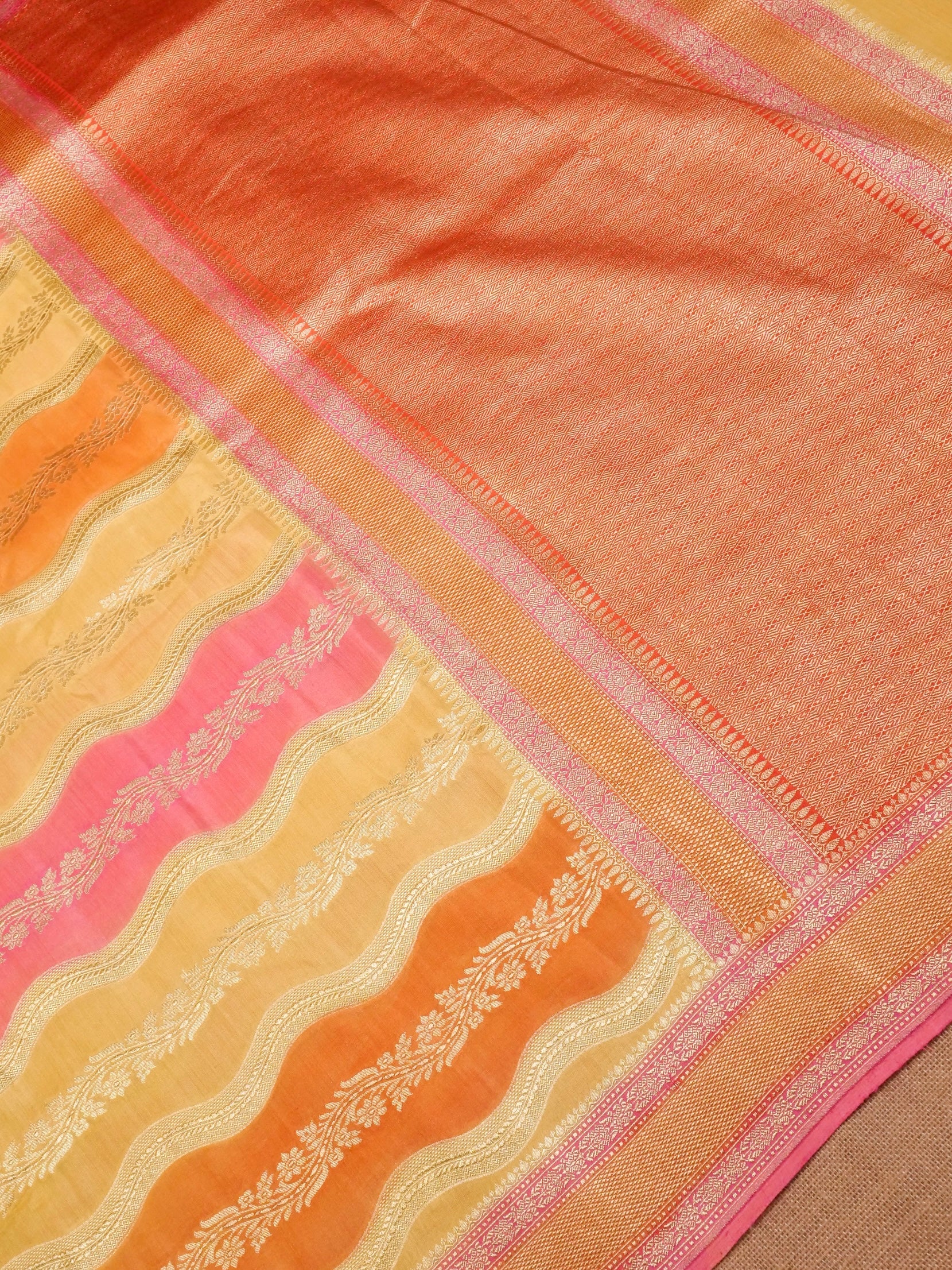Handwoven Rangkat Banarasi Monga Silk Saree