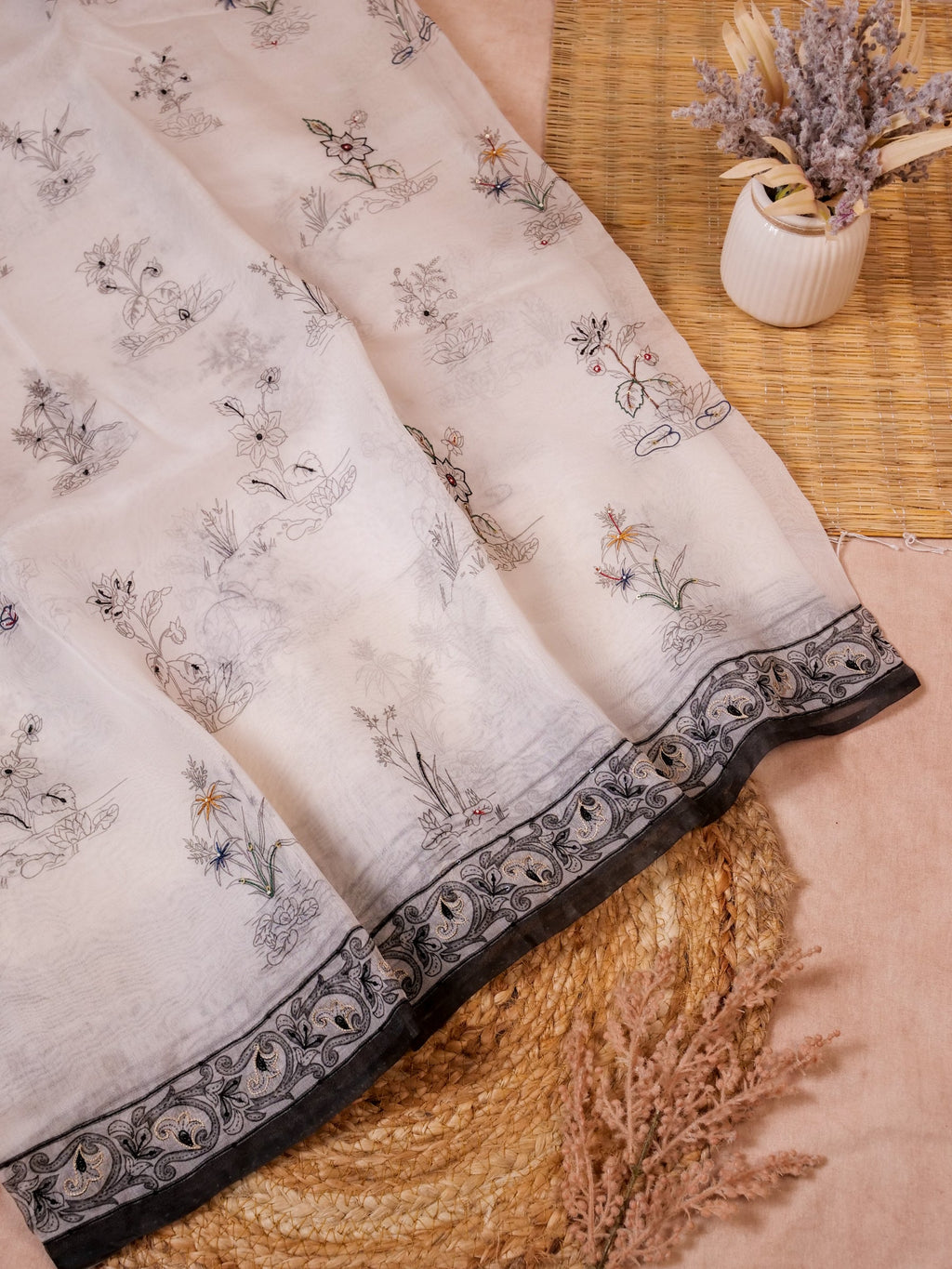 Handwoven White Banarasi Organza Silk Saree