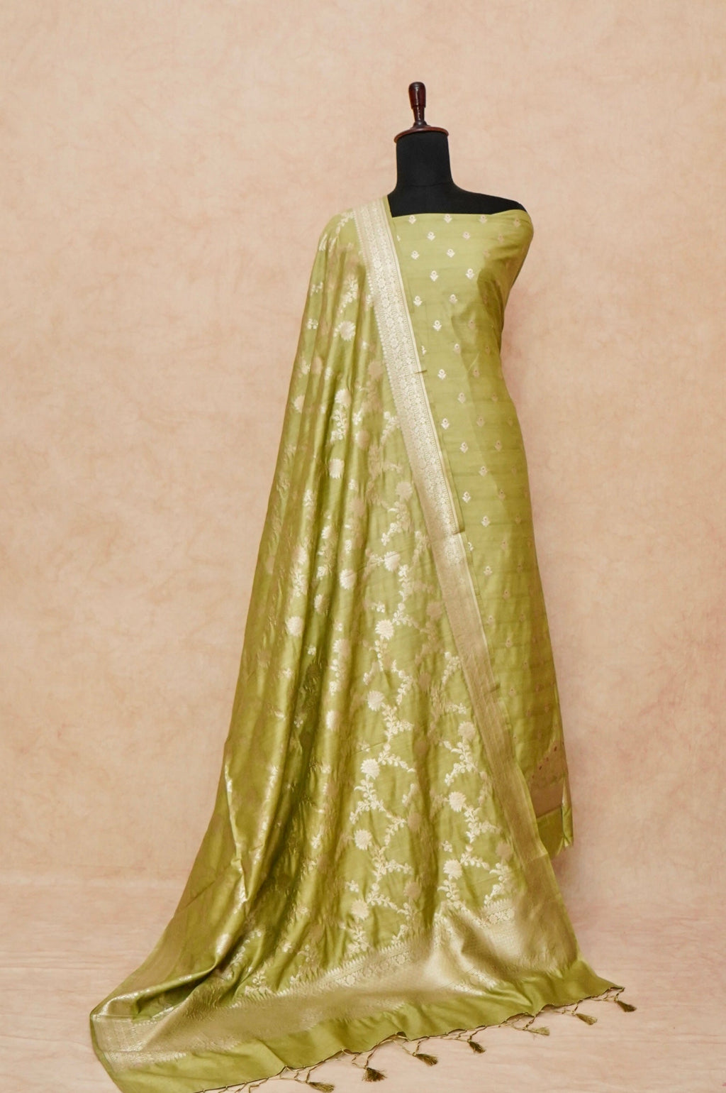 Handwoven Mehndi Green Banarasi Chiniya Silk Suit