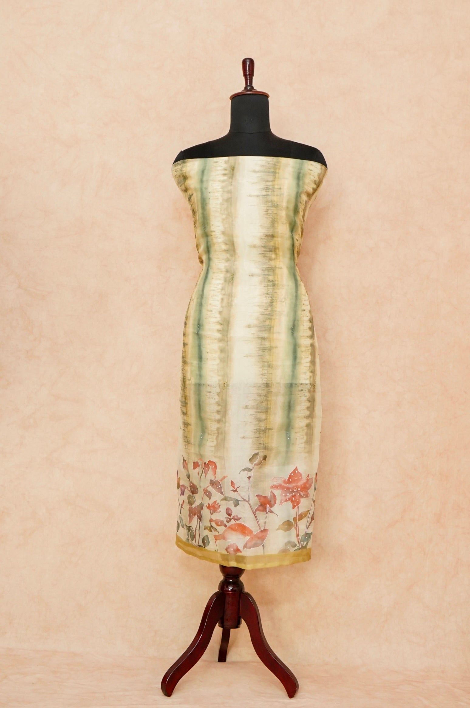 Handwoven Pastel Yellow Banarasi Organza Silk Suit