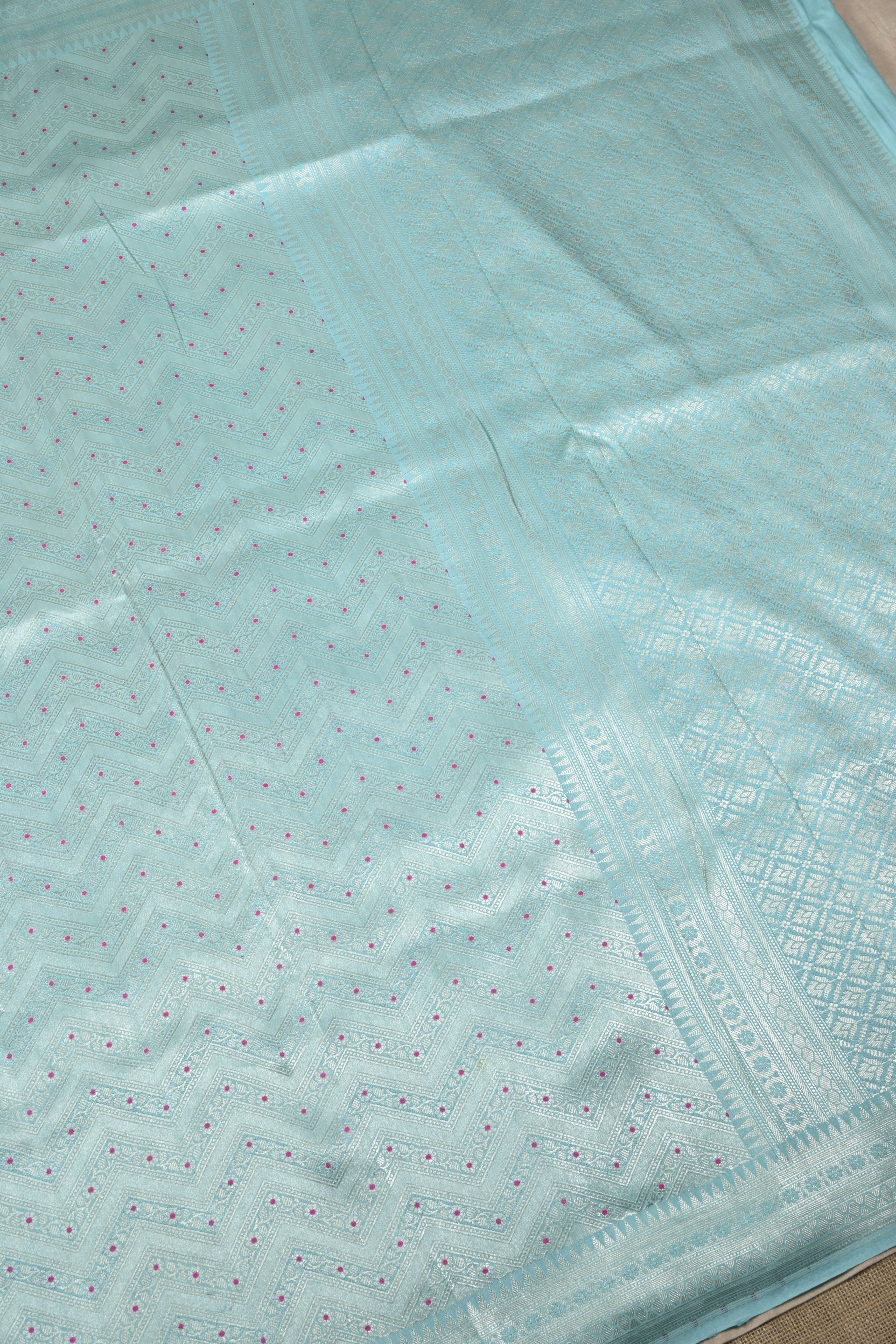 Shi Green Pure Banarasi Katan Tissue Silk Saree