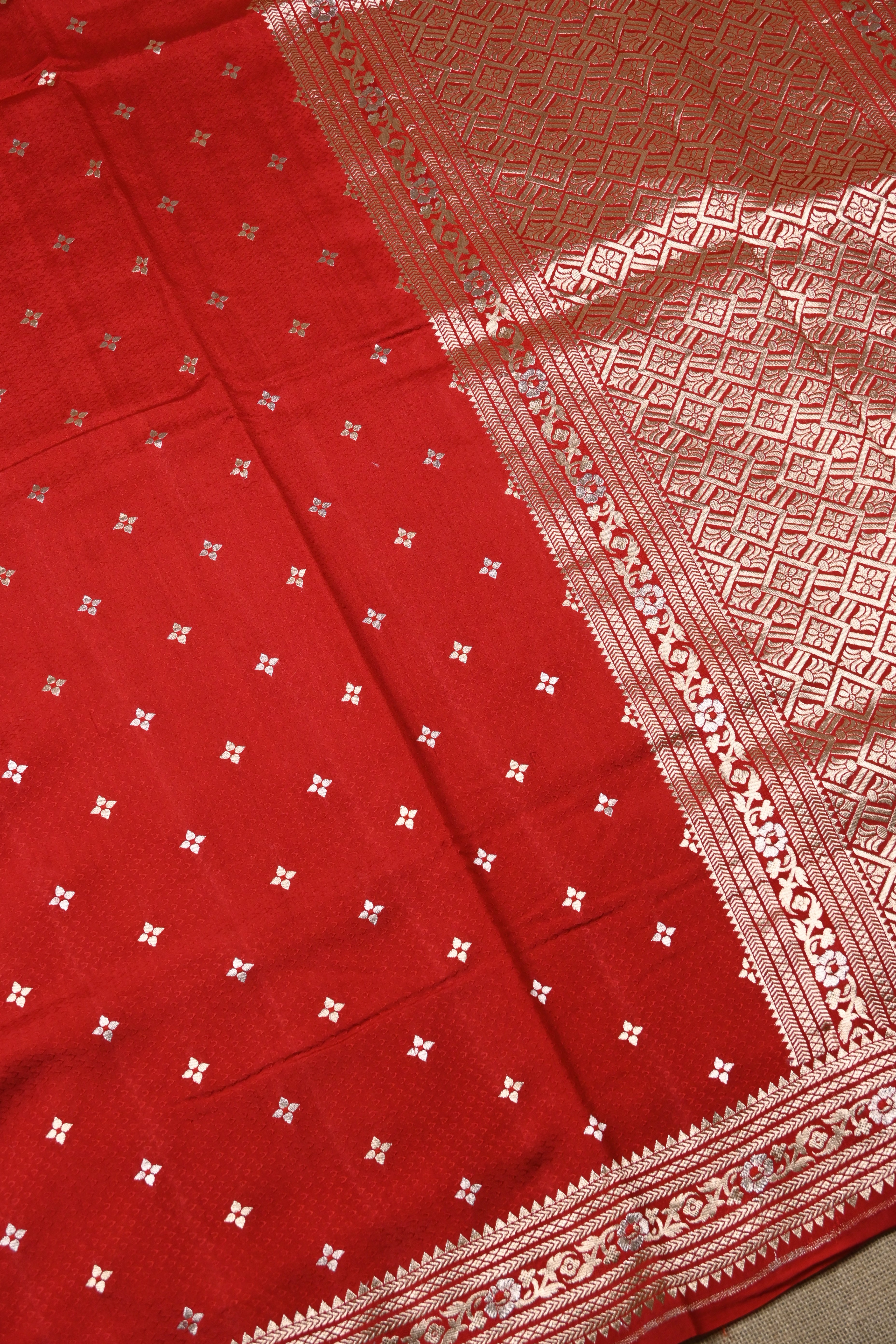 Red Pure Banarasi Katan Silk Saree