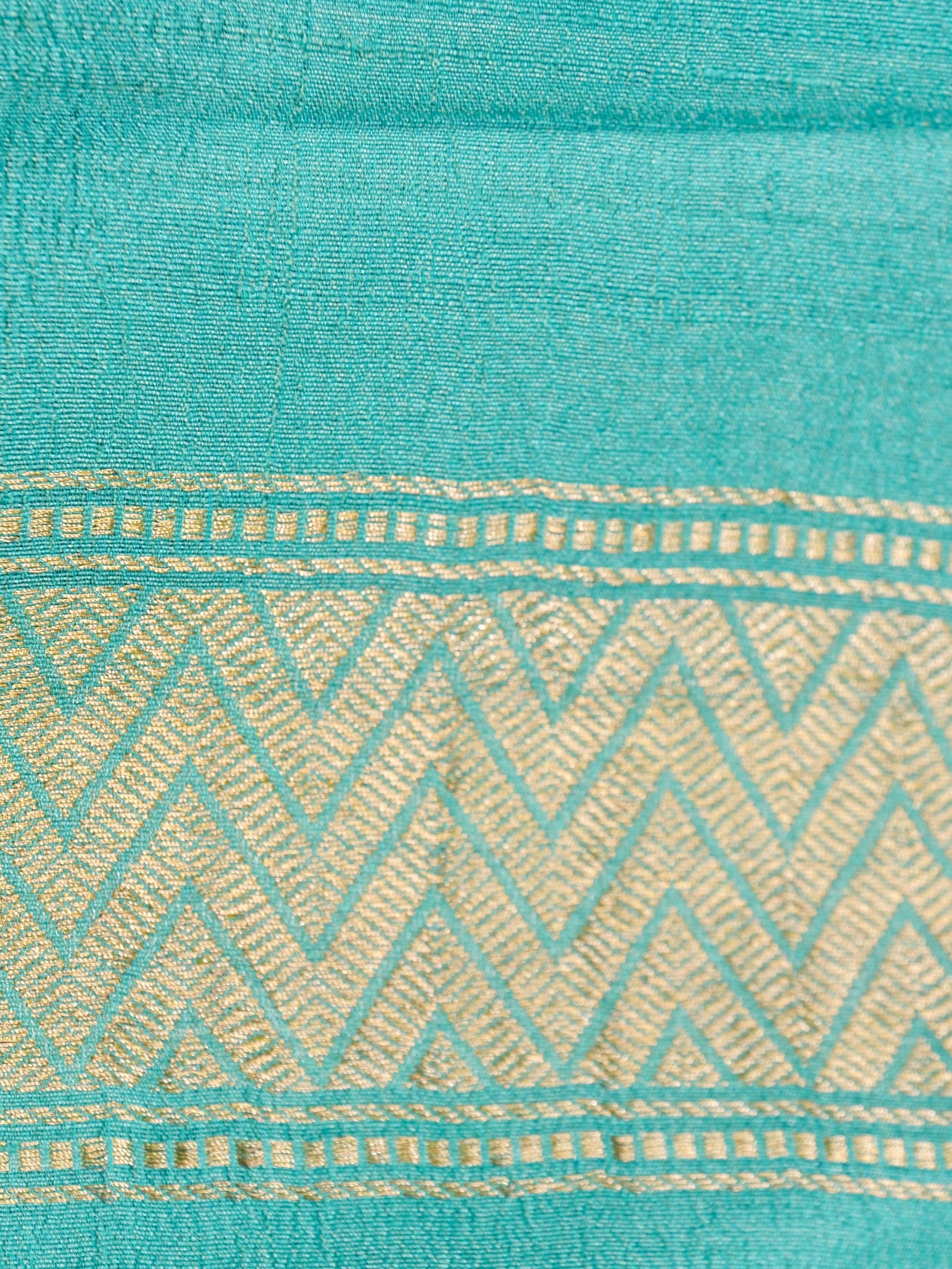 Handwoven Electric Blue Banarasi Desi Tussar Silk Saree