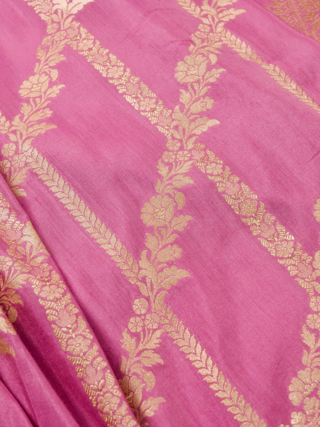 Handwoven Pink Banarasi Monga Silk Saree