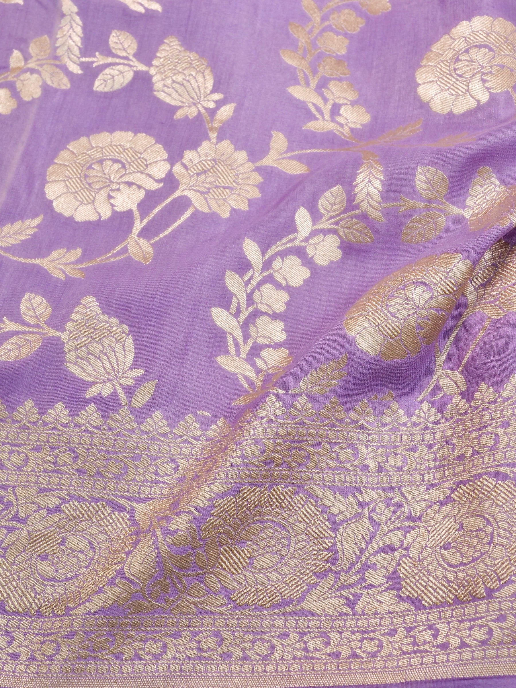 Handwoven Lavender Banarasi Monga Silk Saree
