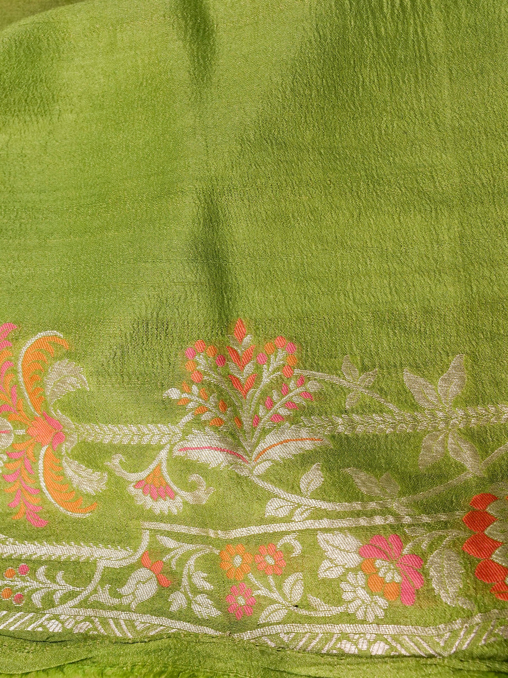 Handwoven Green Banarasi Desi Tussar Silk Saree