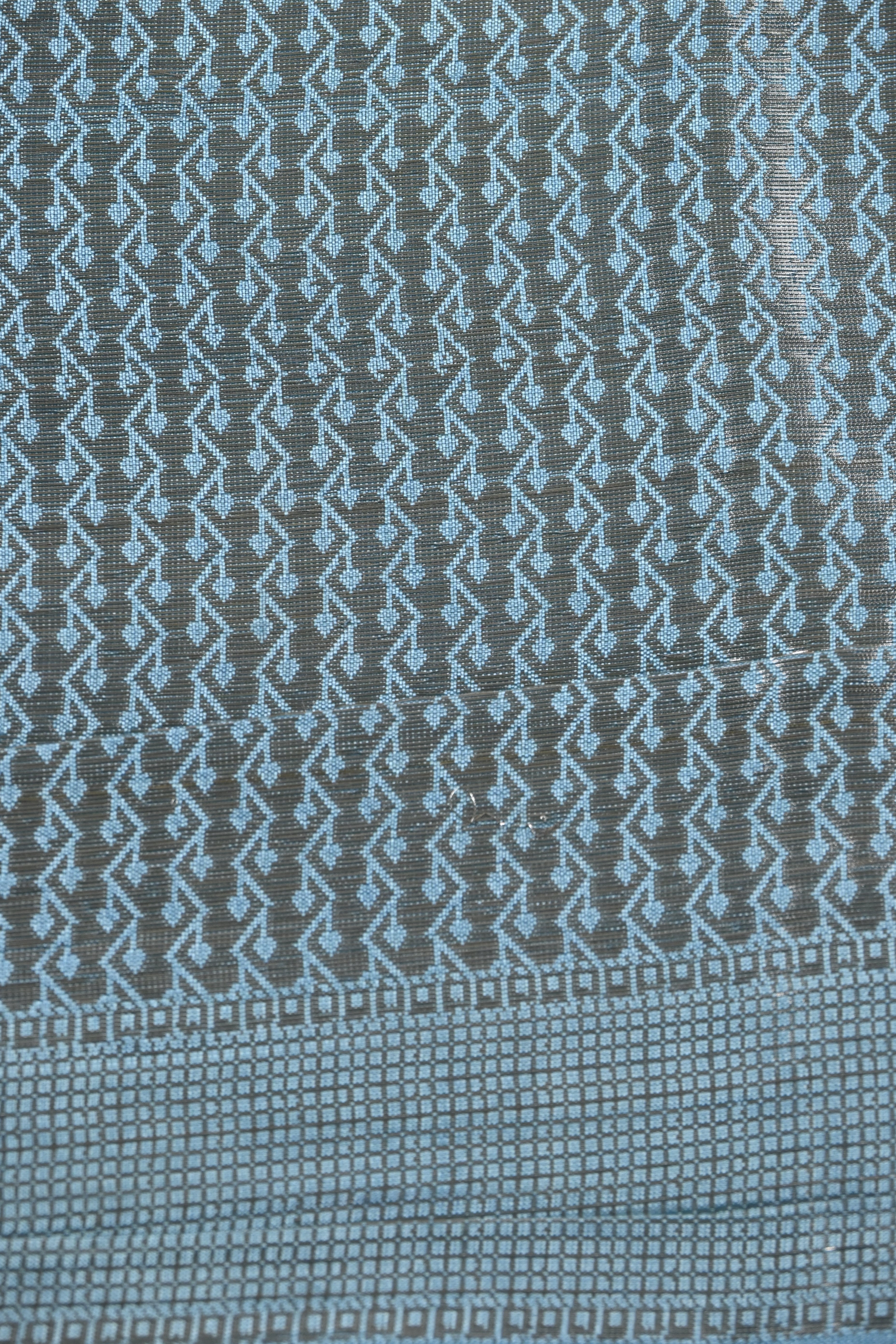 Dual Tone Pure Banarasi Katan Silk Saree