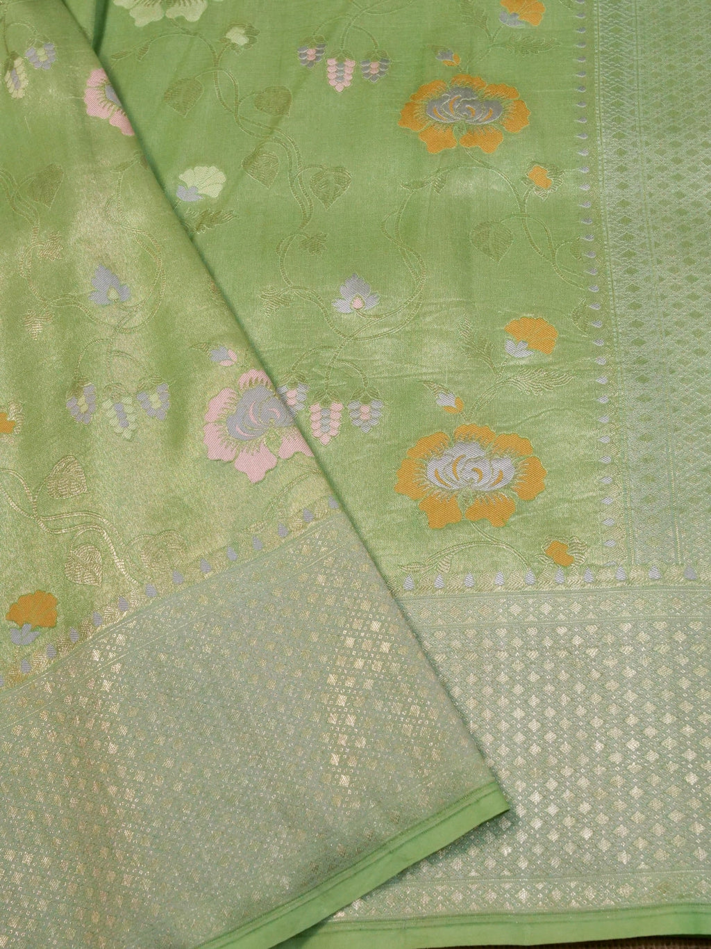 Handwoven Pastel Green Banarasi Katan Soft Tissue Silk Saree