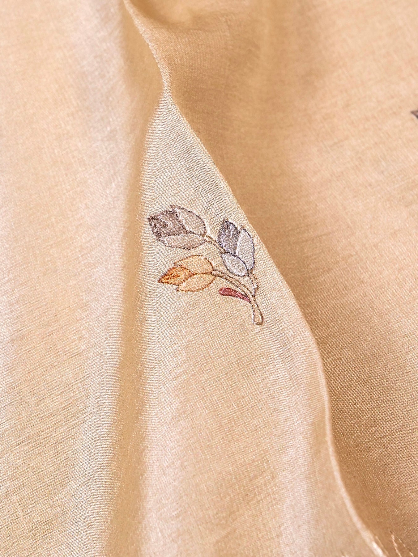 Handwoven Cream Banarasi Tussar Silk Saree