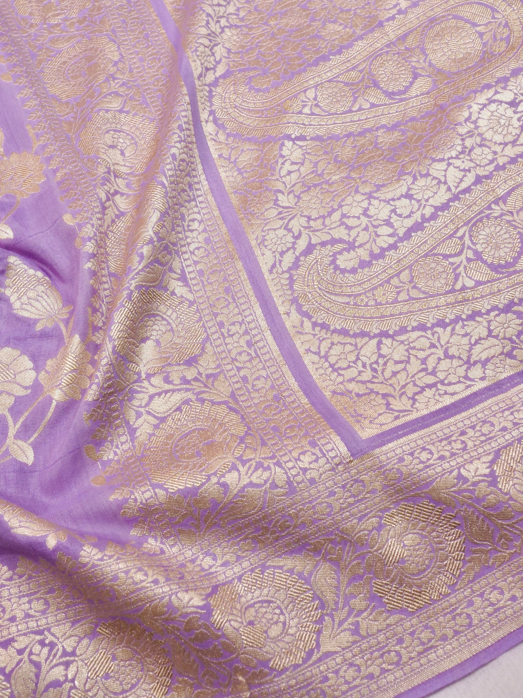 Handwoven Lavender Banarasi Monga Silk Saree