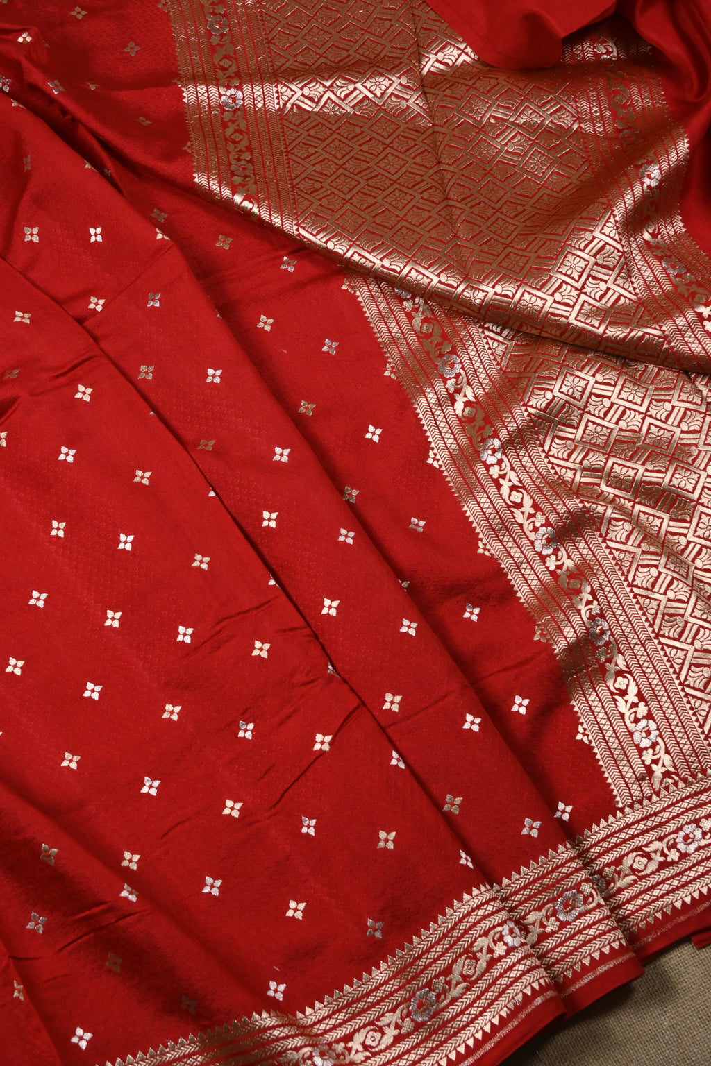 Red Pure Banarasi Katan Silk Saree