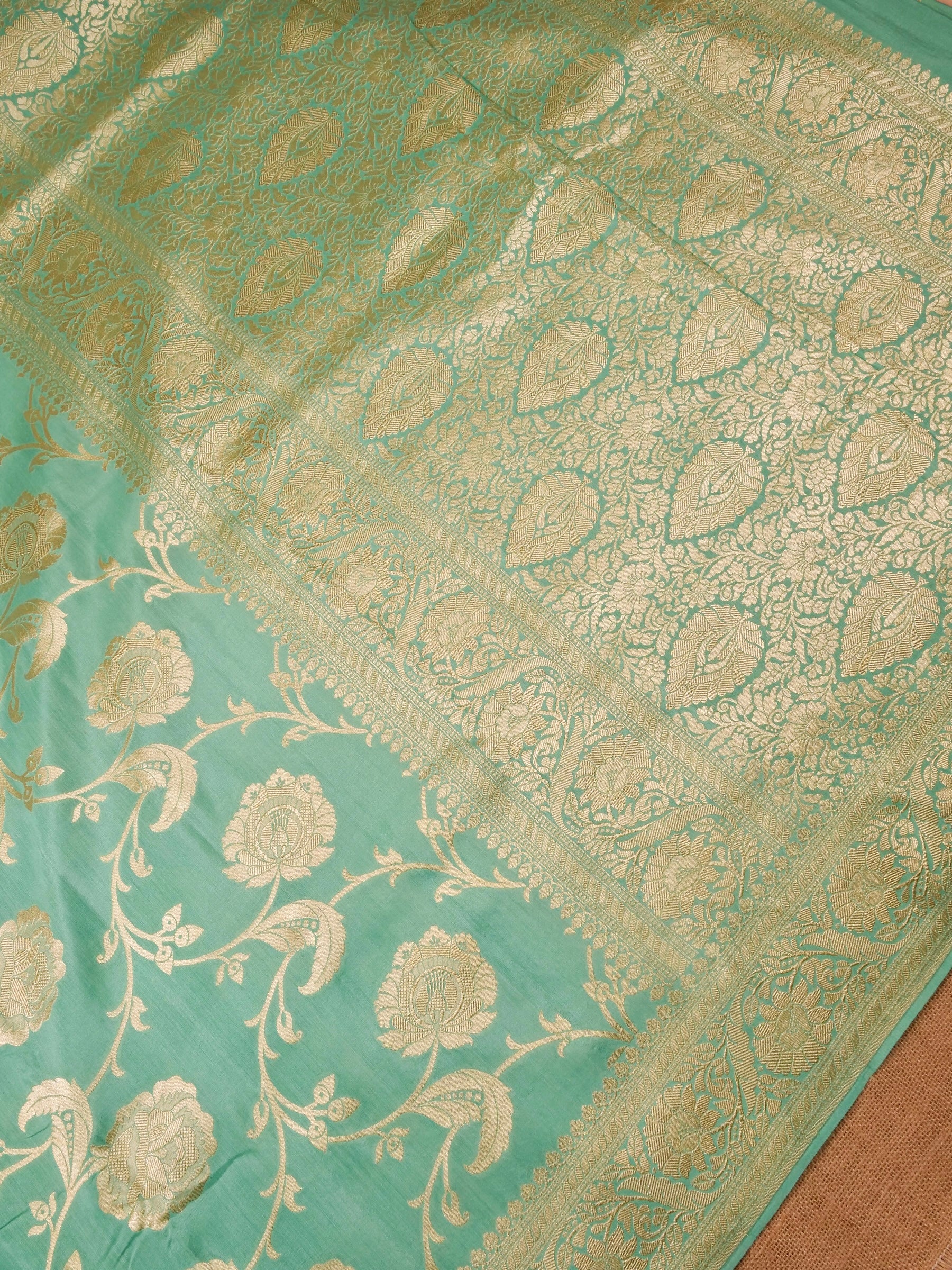 Handwoven Pastel Green Banarasi Monga Silk Saree