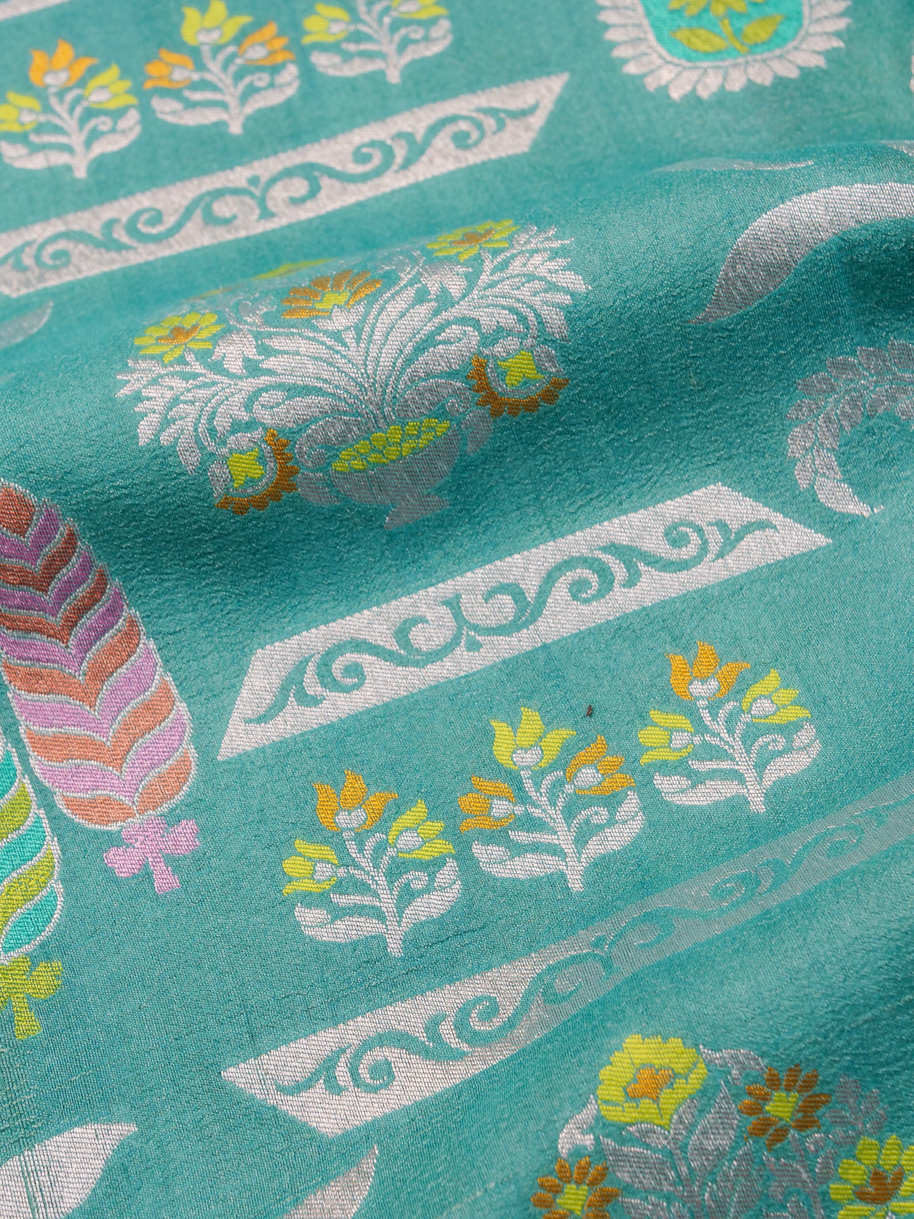 Handwoven Sea Green Banarasi Desi Tussar Silk Saree