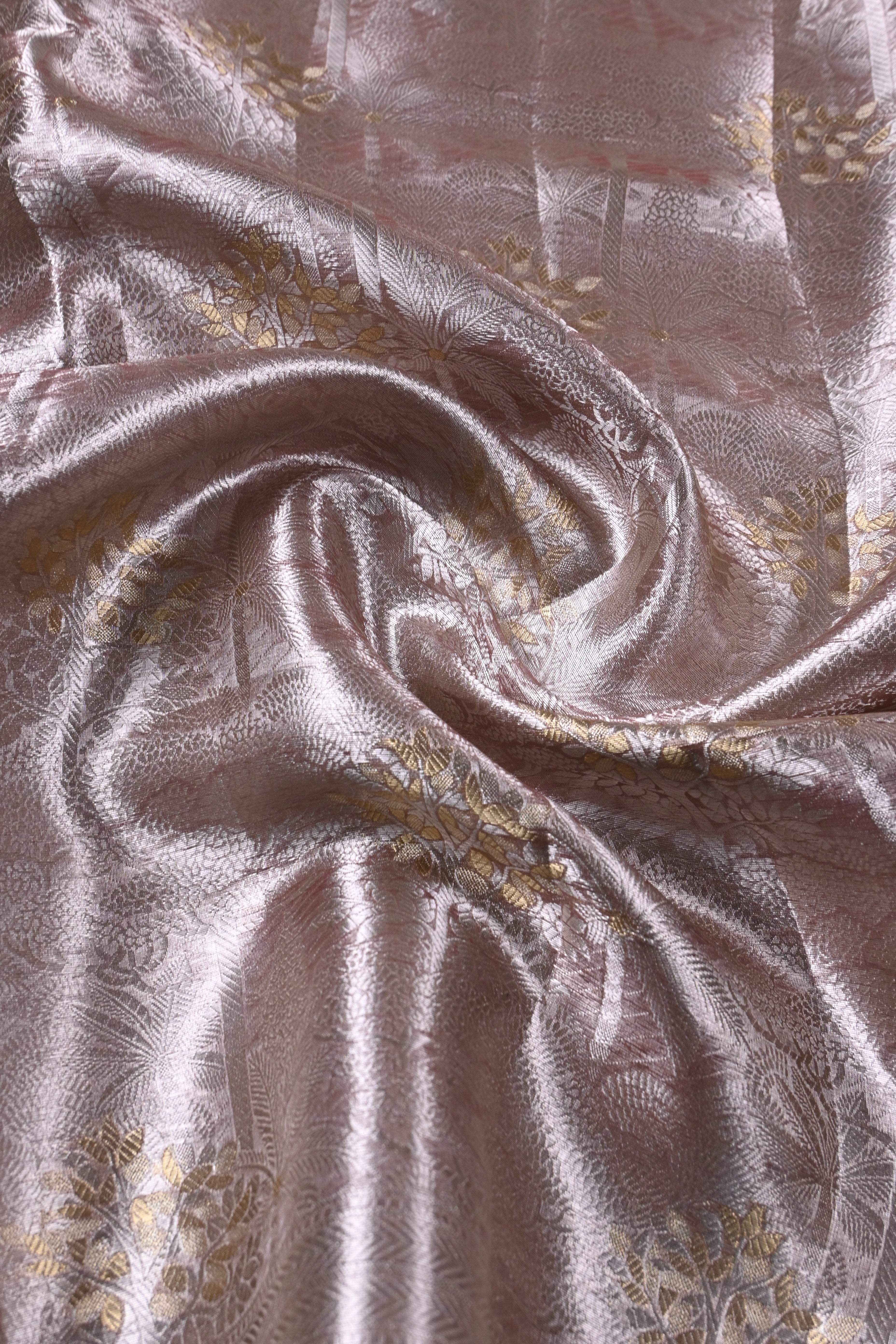 Baby Peach Pure Banarasi Molten Alfi Tissue Silk Saree