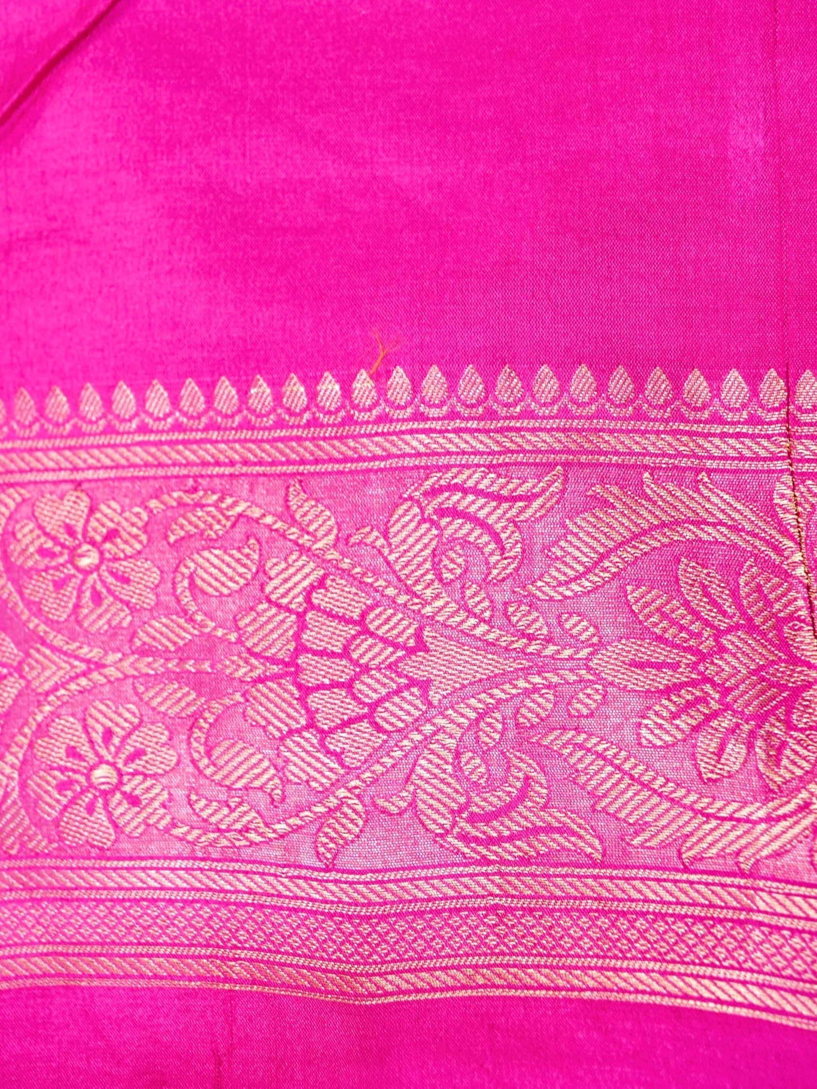 Handwoven Pink Banarasi Katan Soft Tissue Silk Saree
