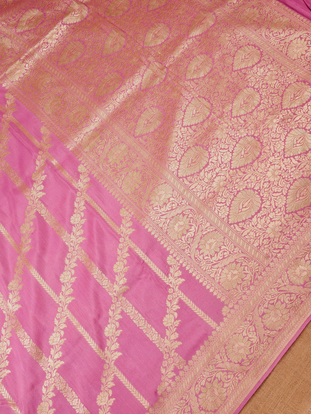 Handwoven Pink Banarasi Monga Silk Saree