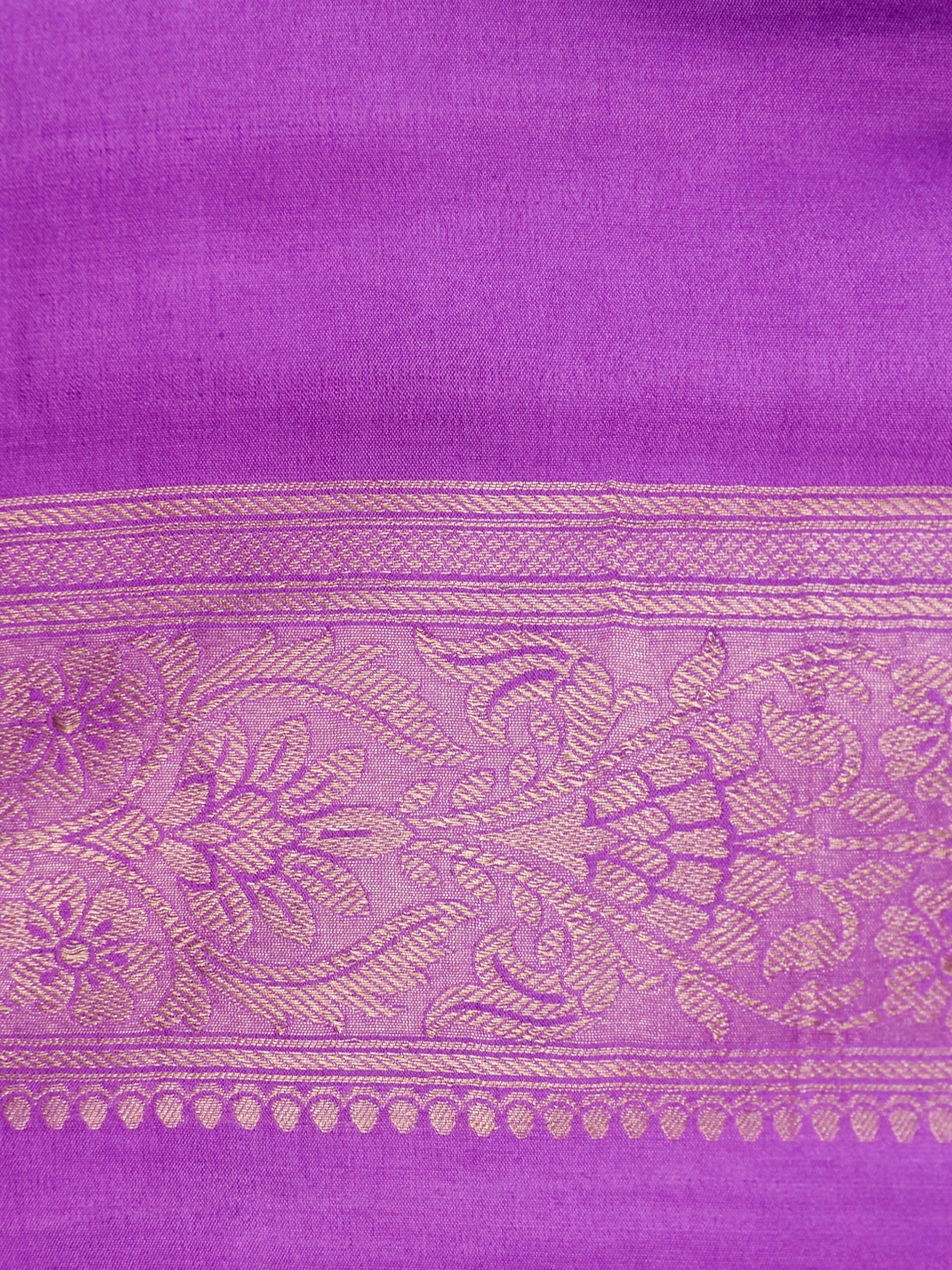 Handwoven Purple Banarasi Katan Soft Tissue Silk Saree
