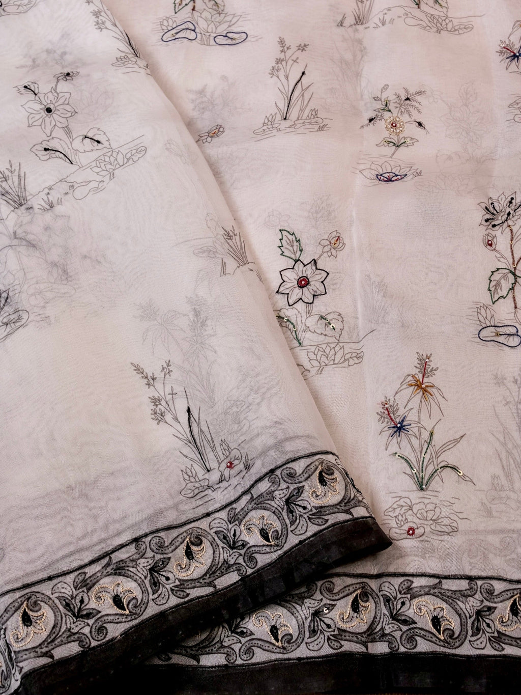 Handwoven White Banarasi Organza Silk Saree